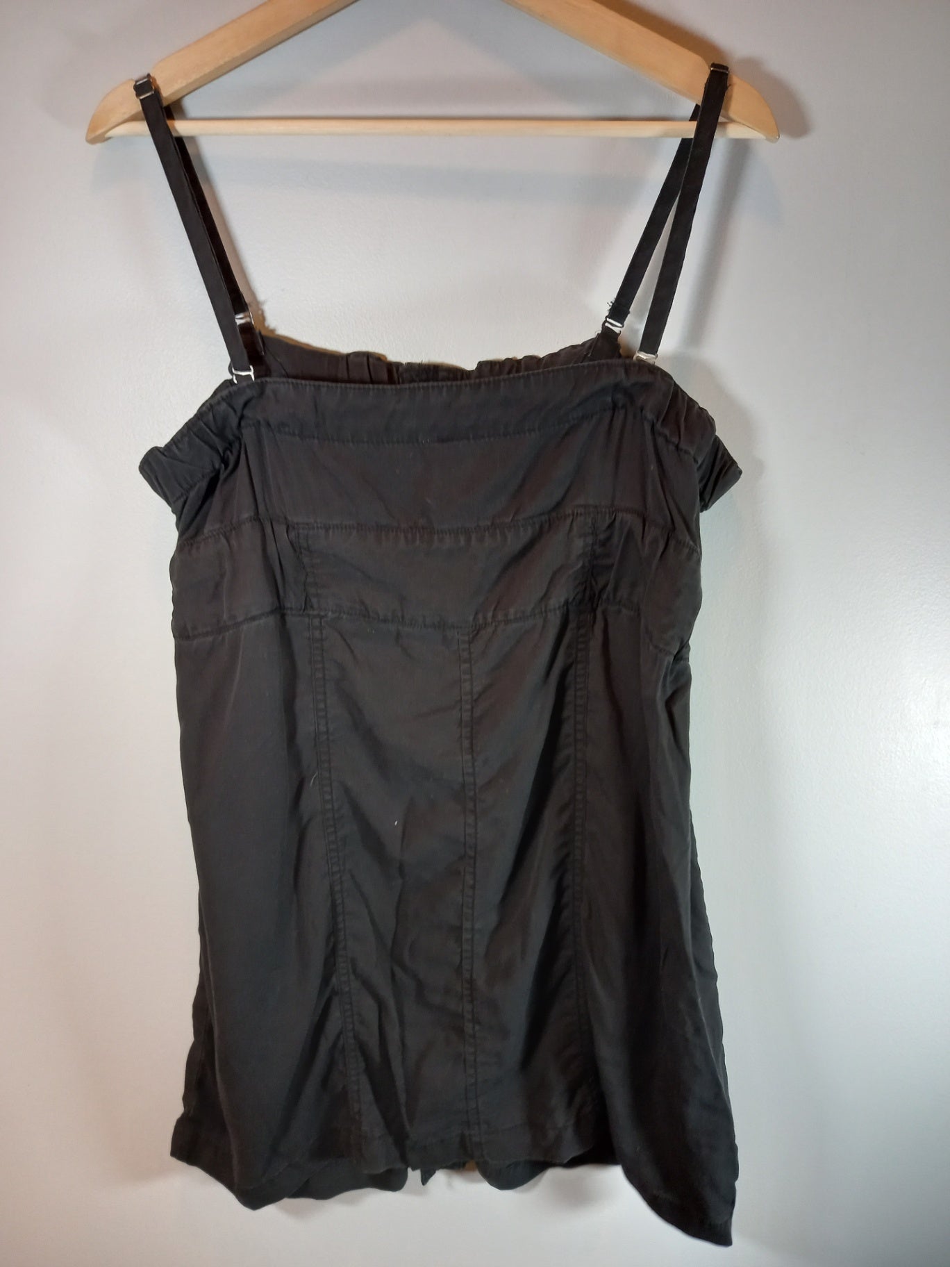 DD77 button front sleeveless black dress - Large