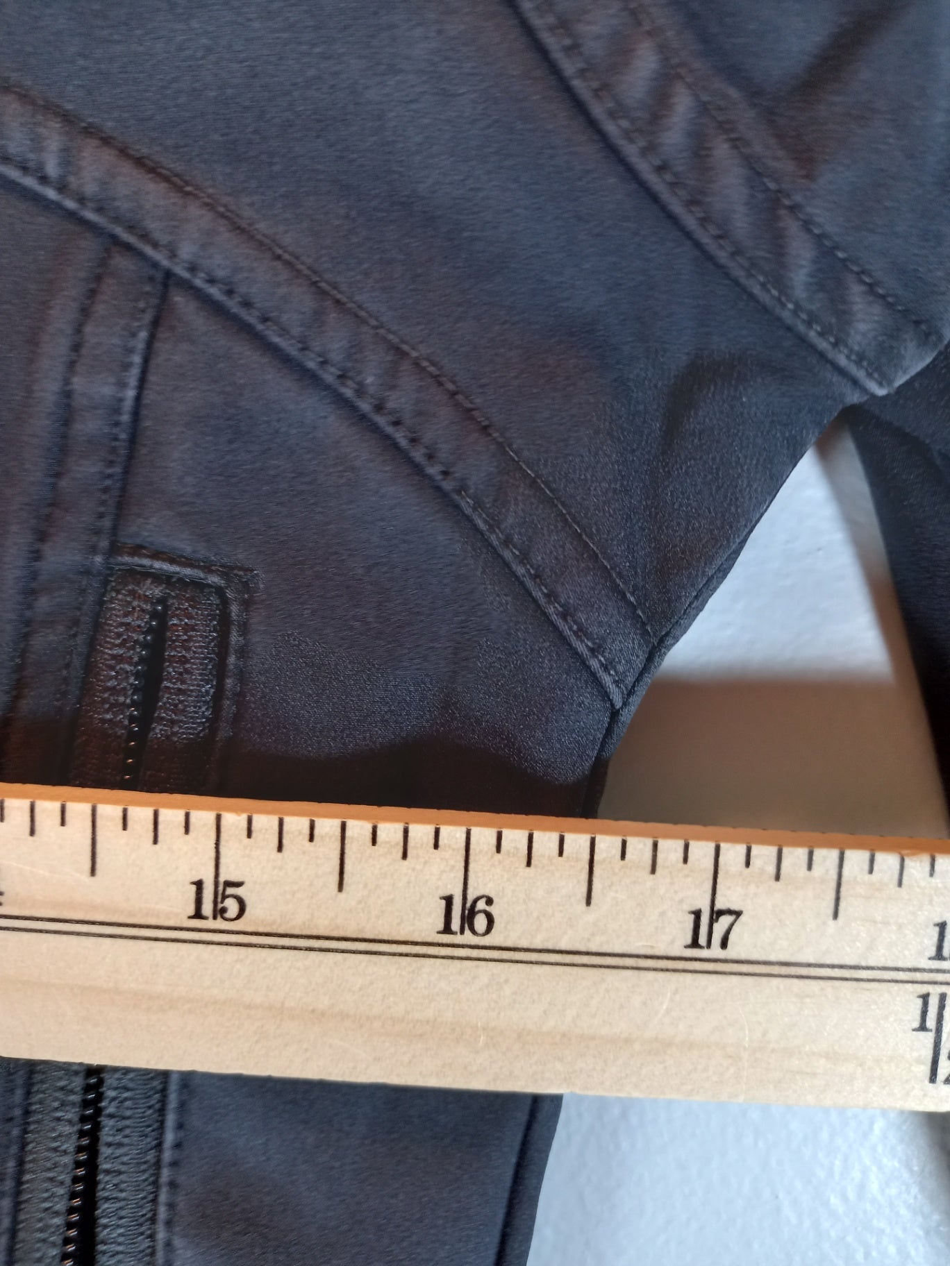 MEC Polartec black soft shell jacket - appears small