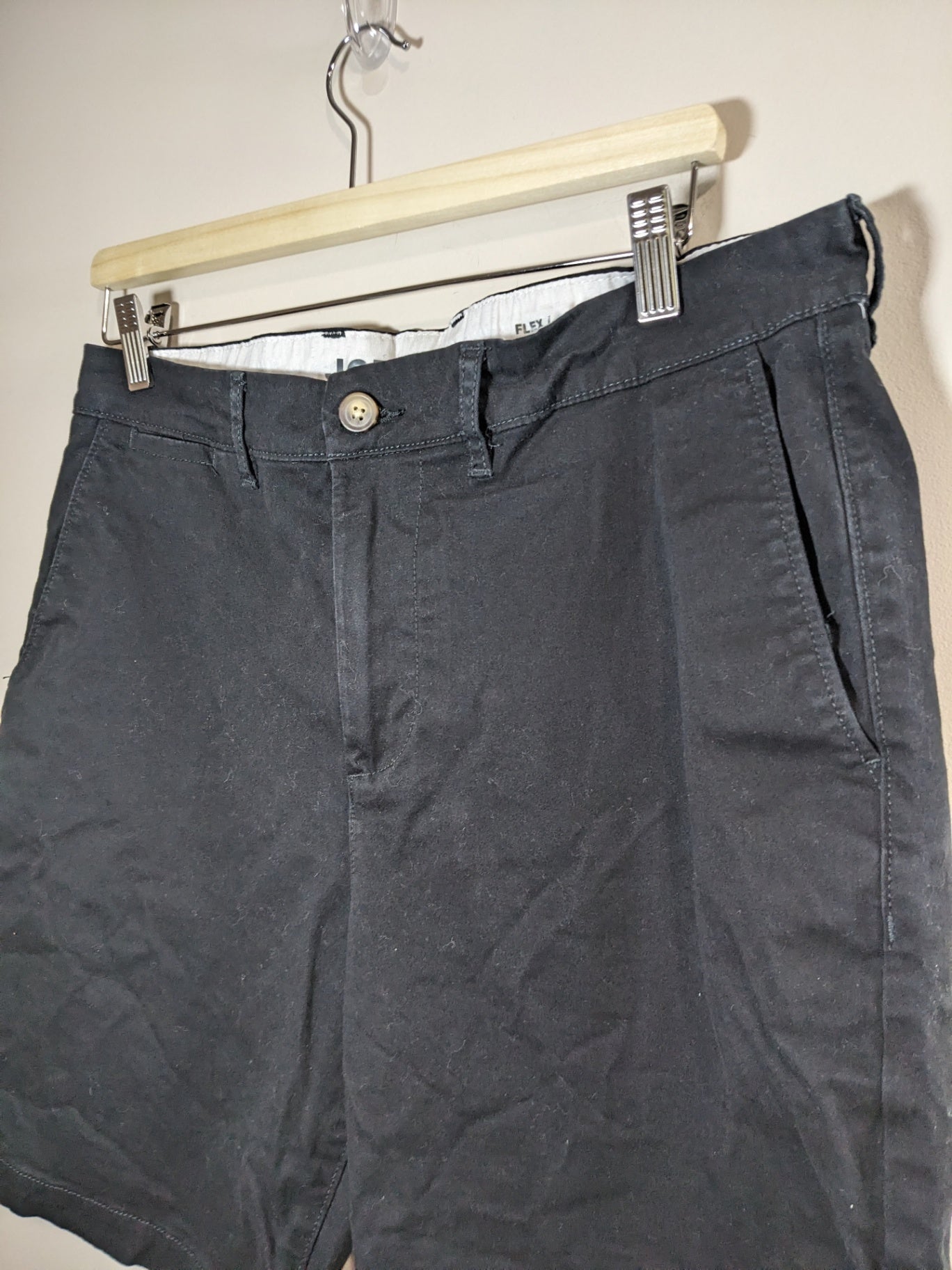 Joe Fresh flex casual shorts - SZ 33