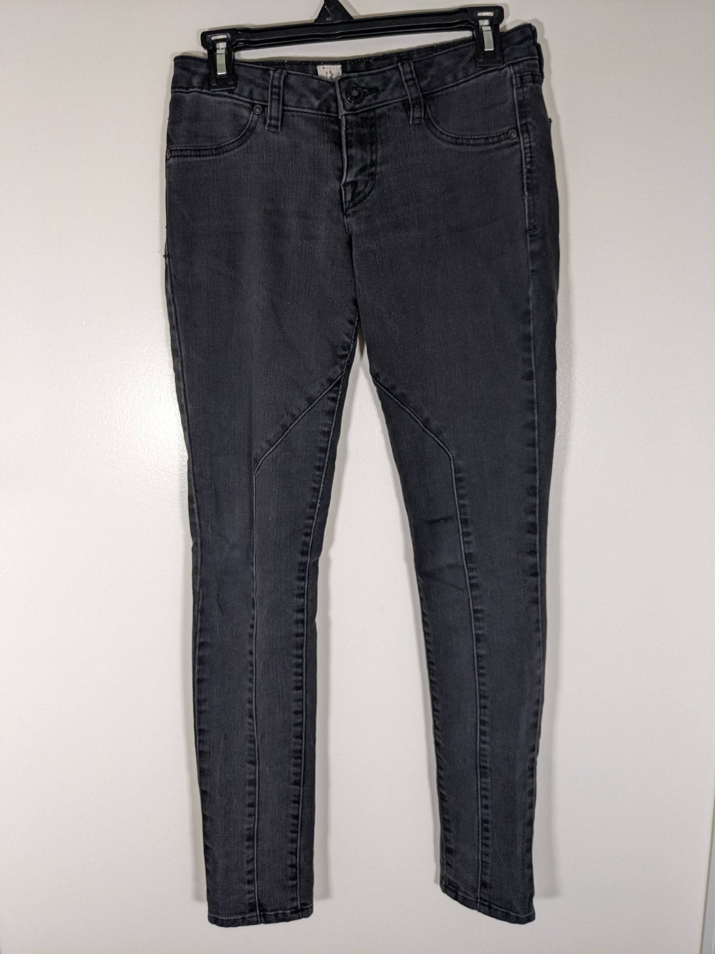 Volcom straight leg jeans - SZ 27