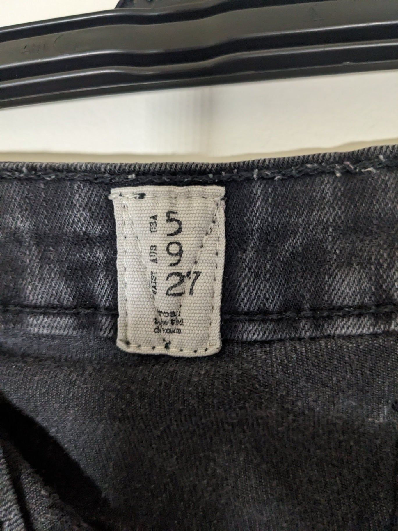 Volcom straight leg jeans - SZ 27