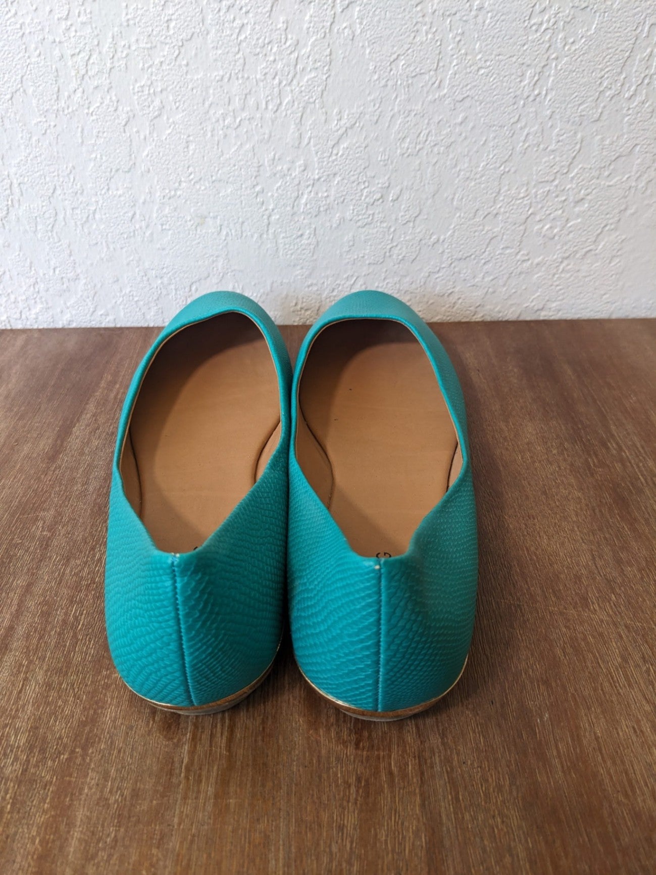 Call it Spring teal flats - SZ 10