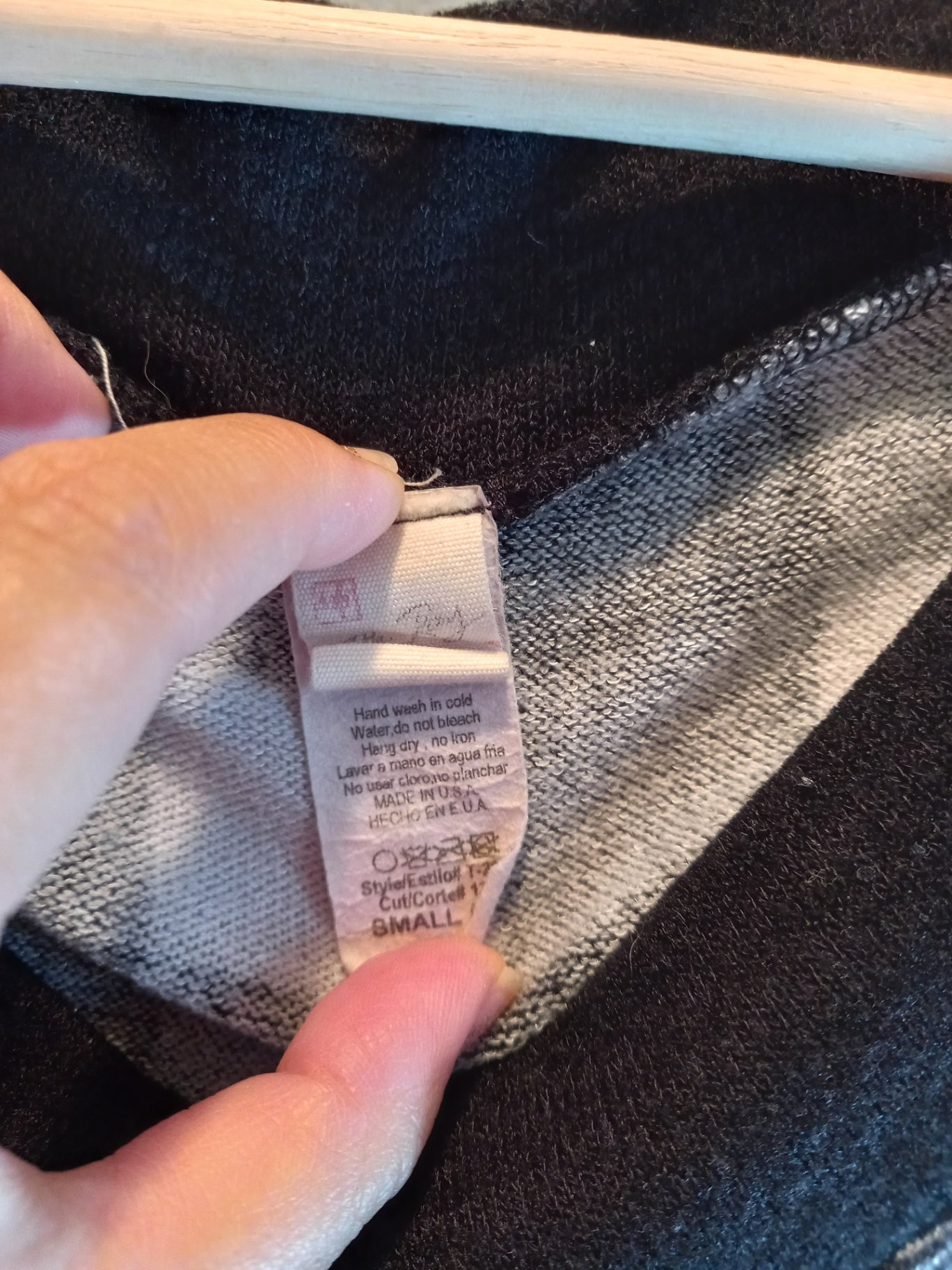 7th Ray puff sleeve sweater - Medium