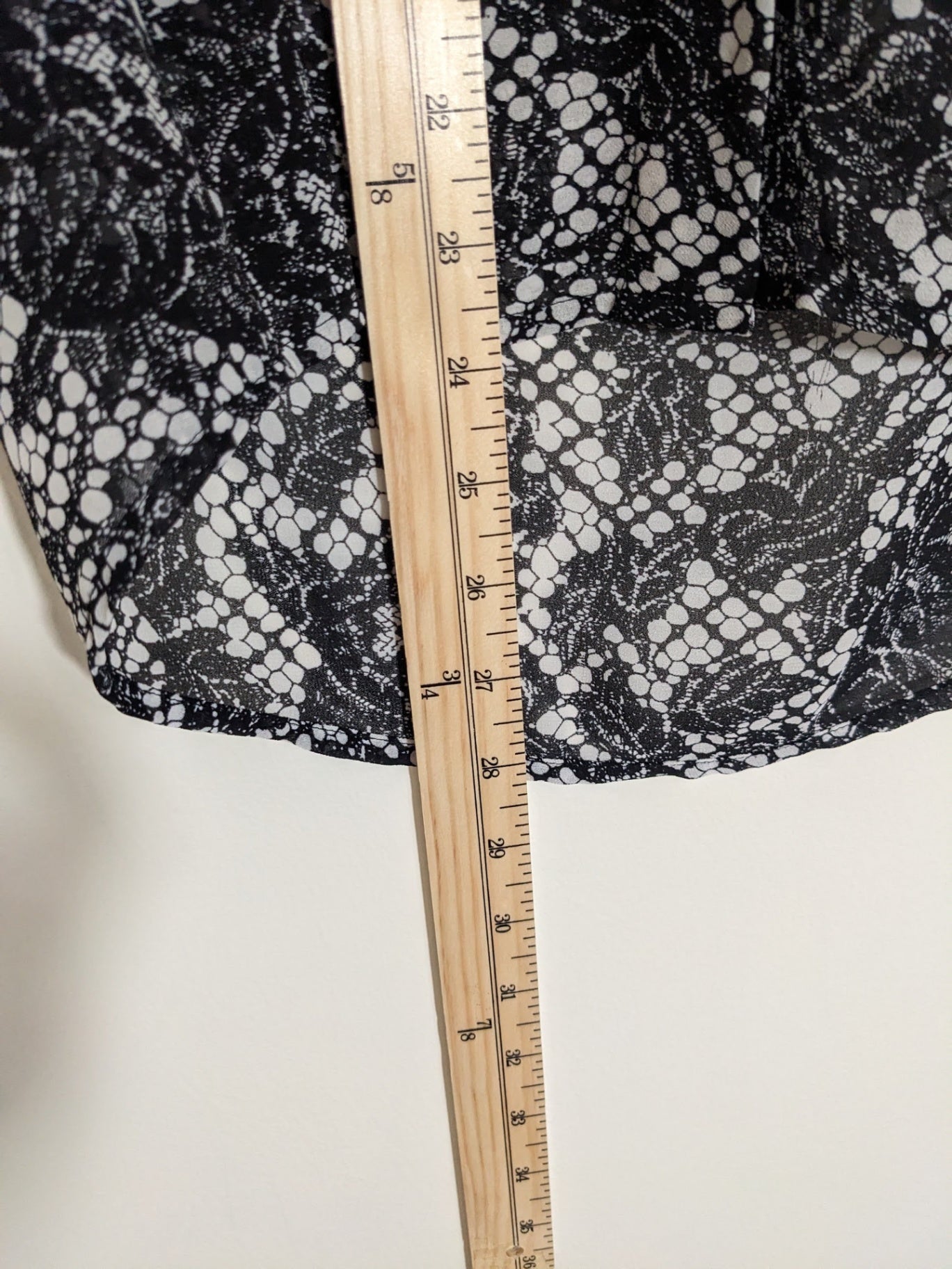 Guess sleeveless blouse - Small