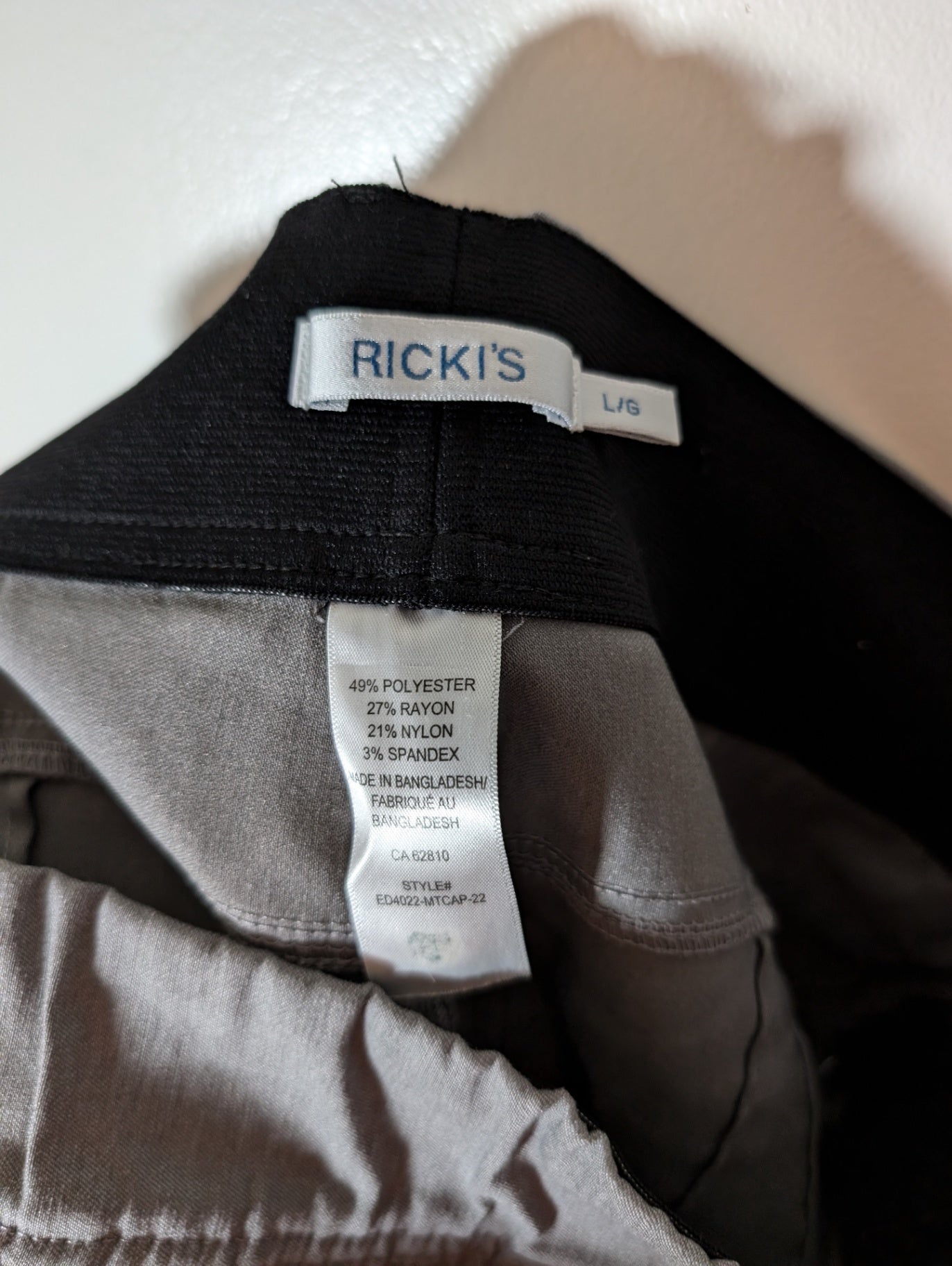 Ricki's pants - Large