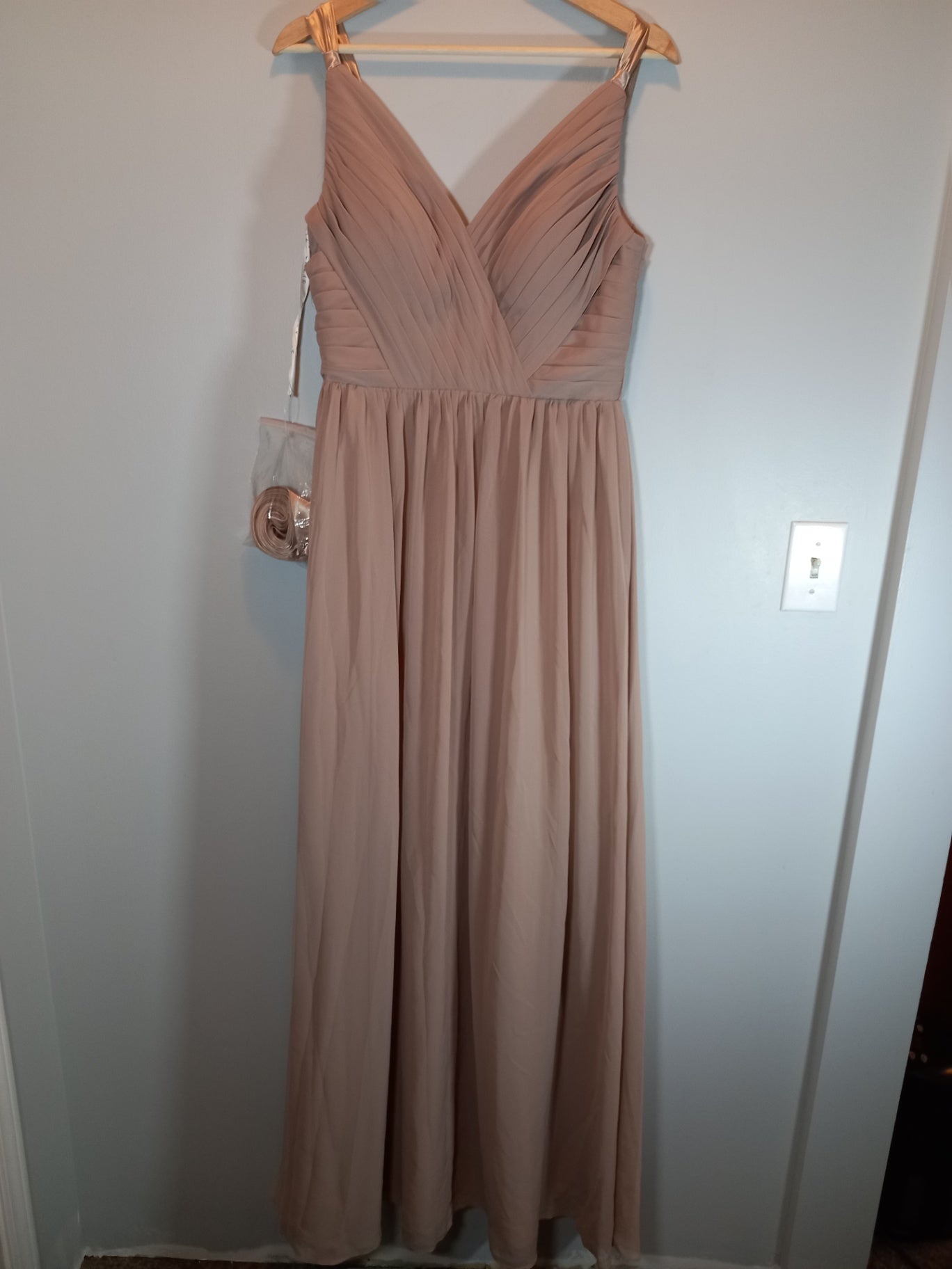 NWT Azazie a-line chiffon formal dress - SZ 8
