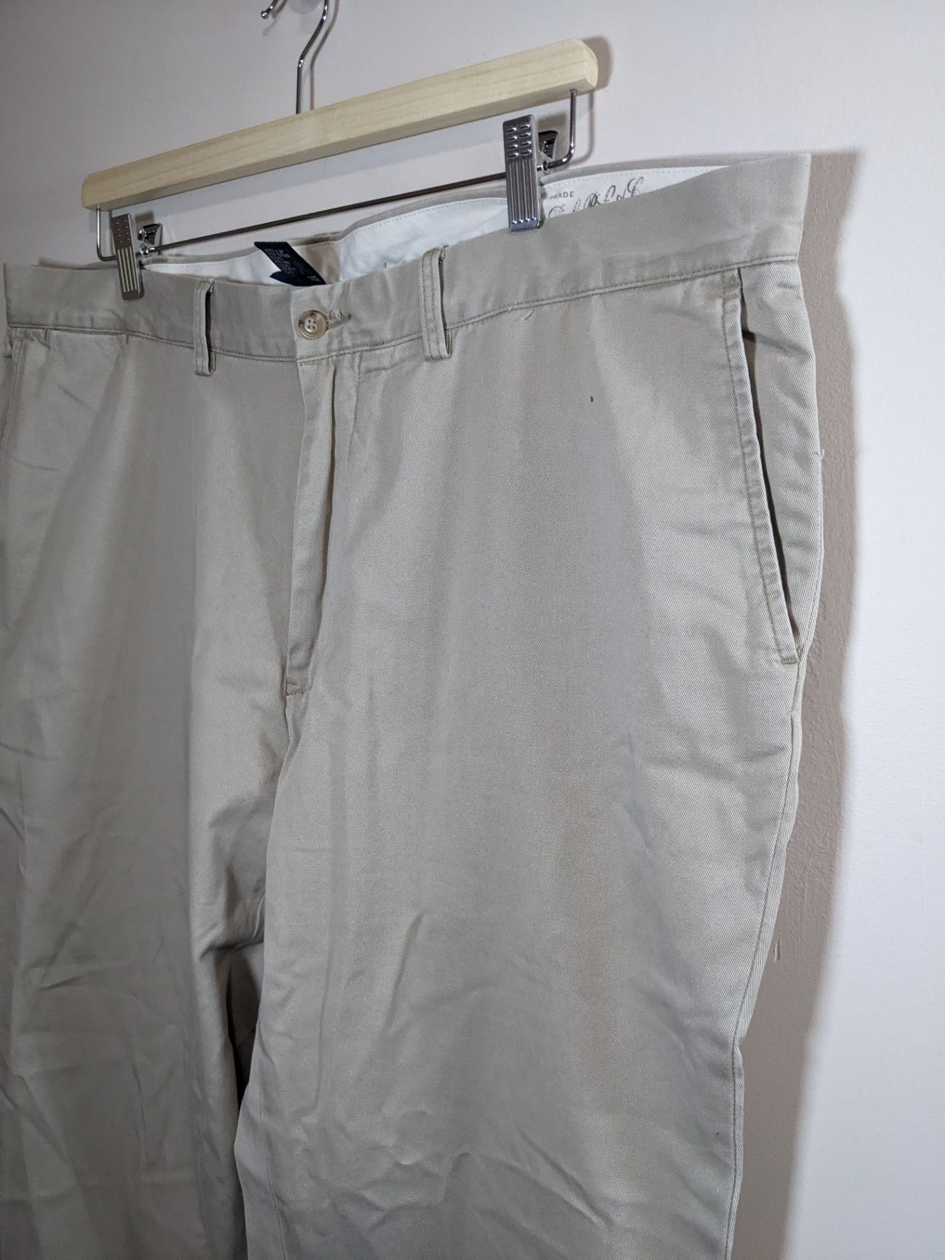Polo Ralph Lauren classic fit pant - SZ 42x32 (Minor Flaw)