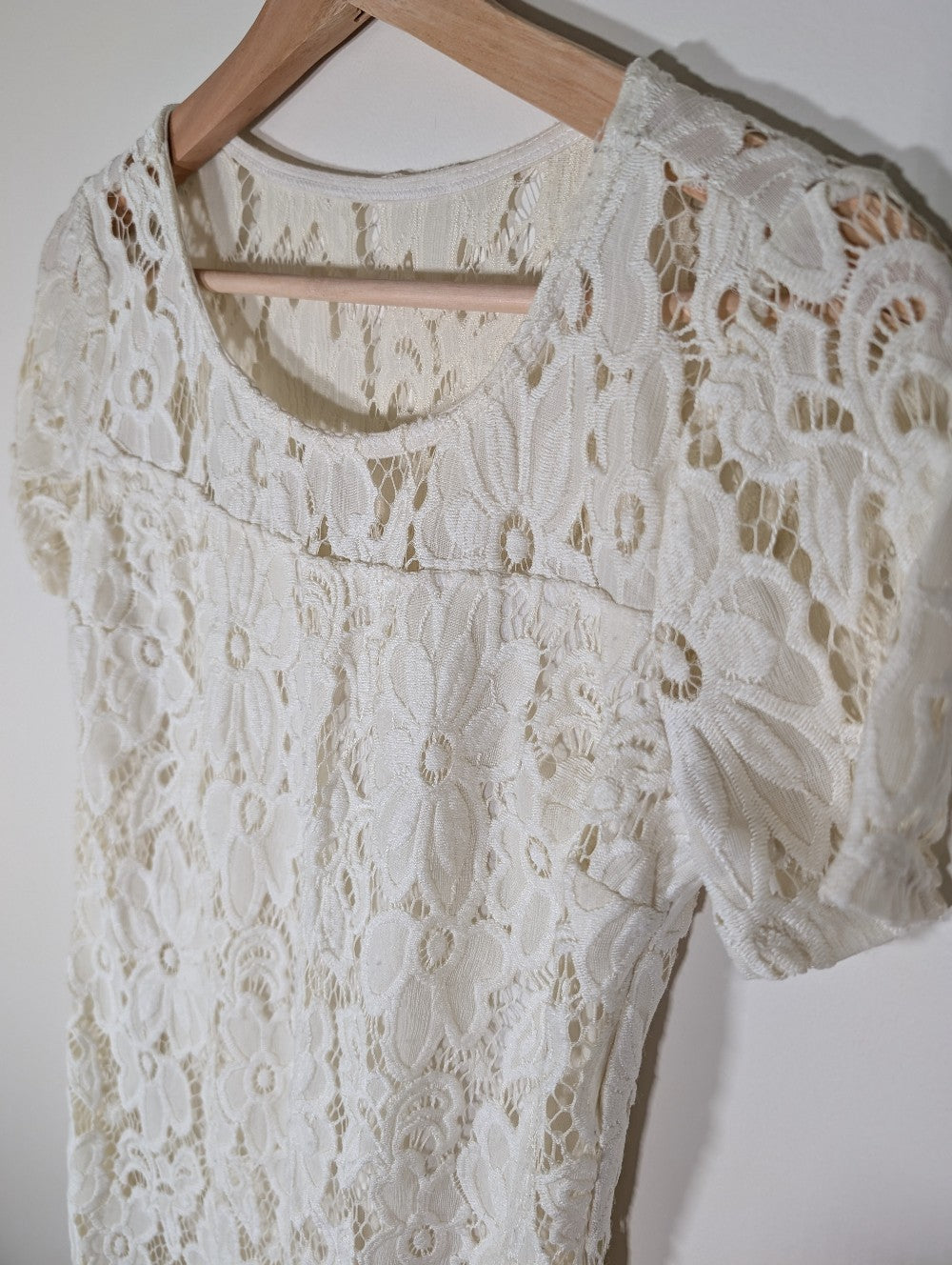 Hollister floral lace dress - small
