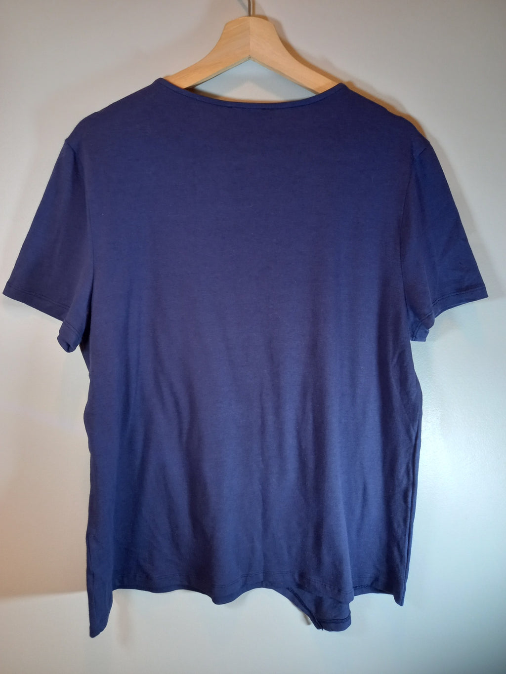 NWT Lord + Taylor navy t-shirt - XL