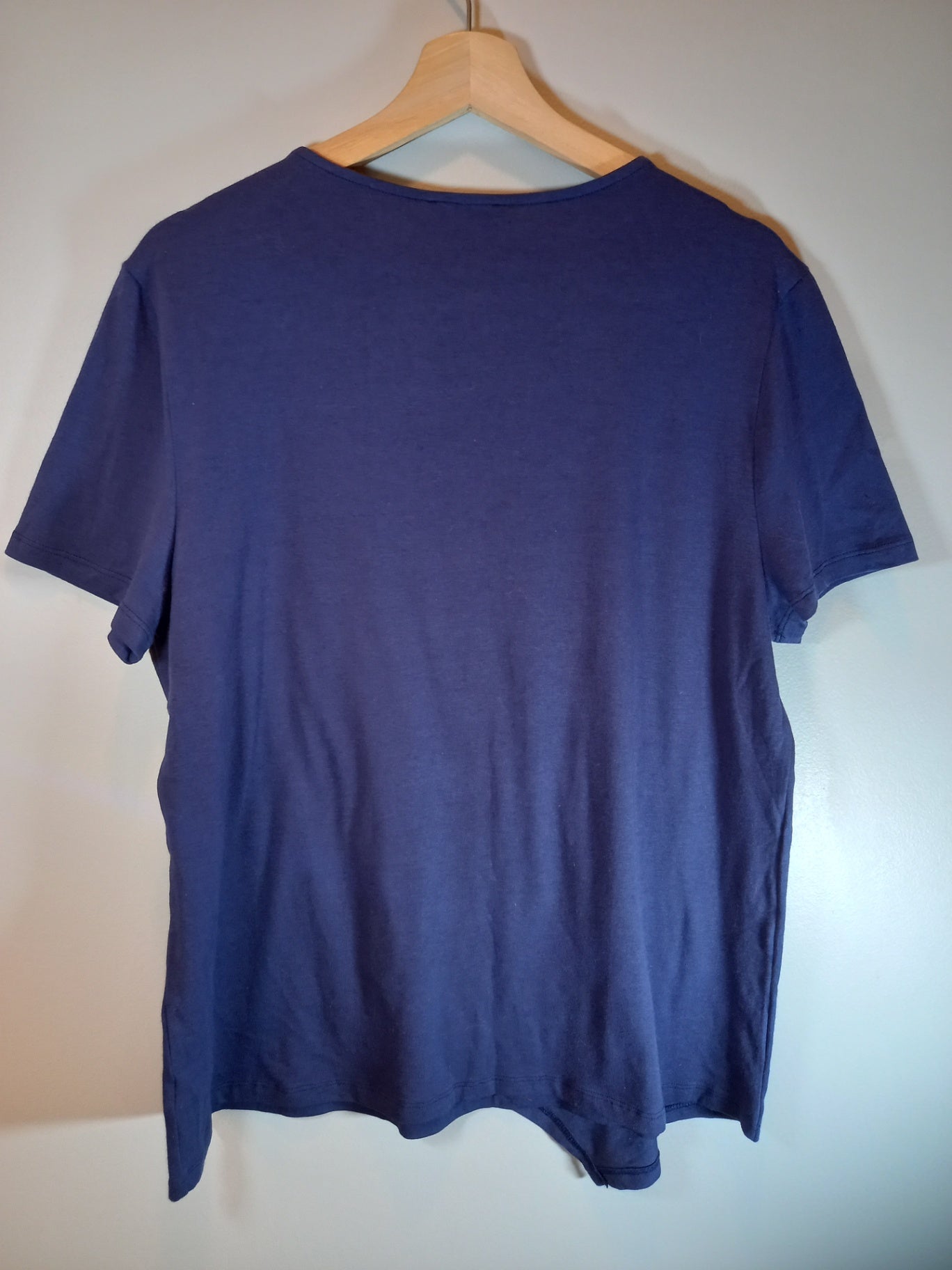 NWT Lord + Taylor navy t-shirt - XL