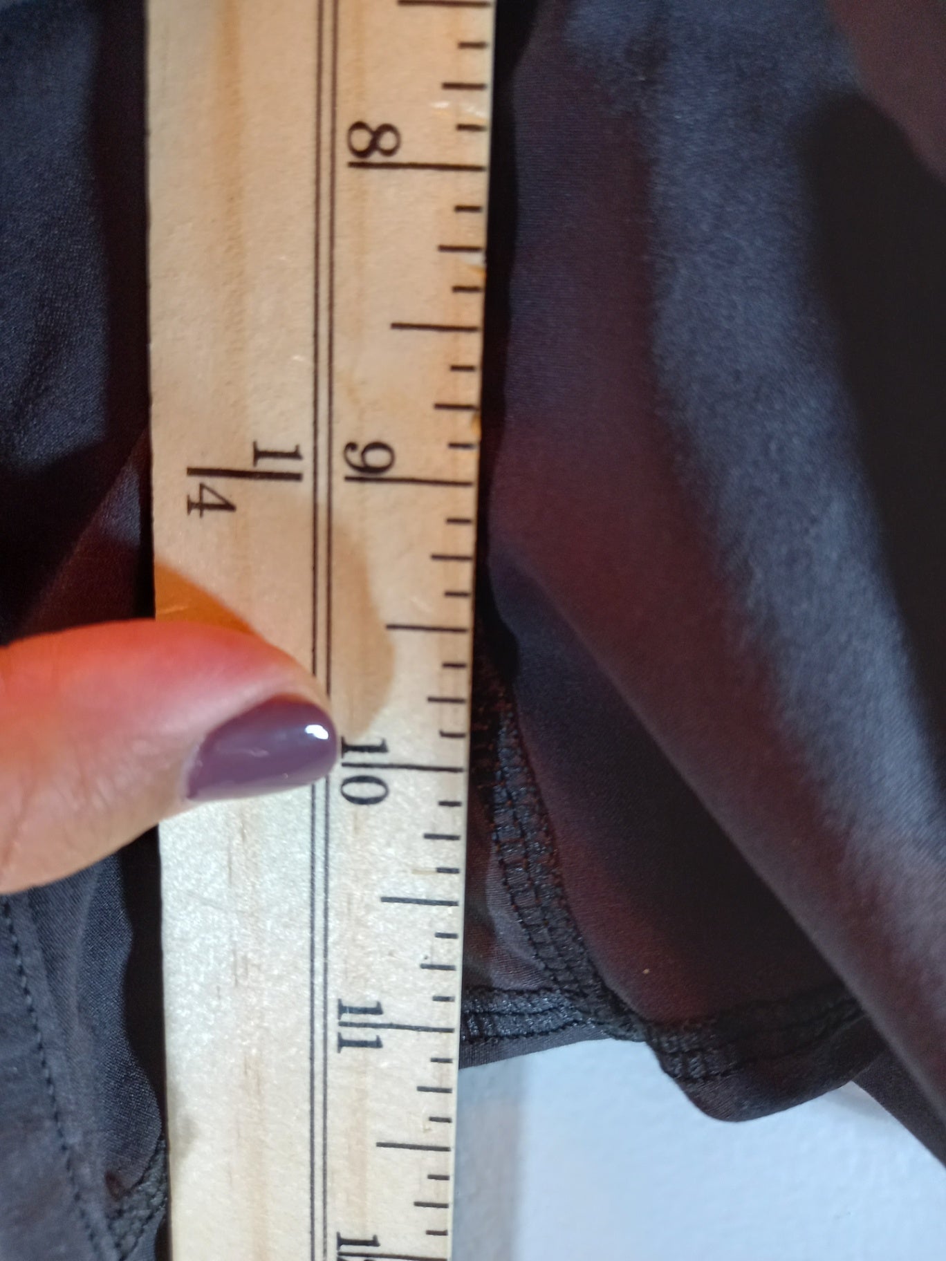 Lululemon black speed shorts - Appears to be a 8/10
