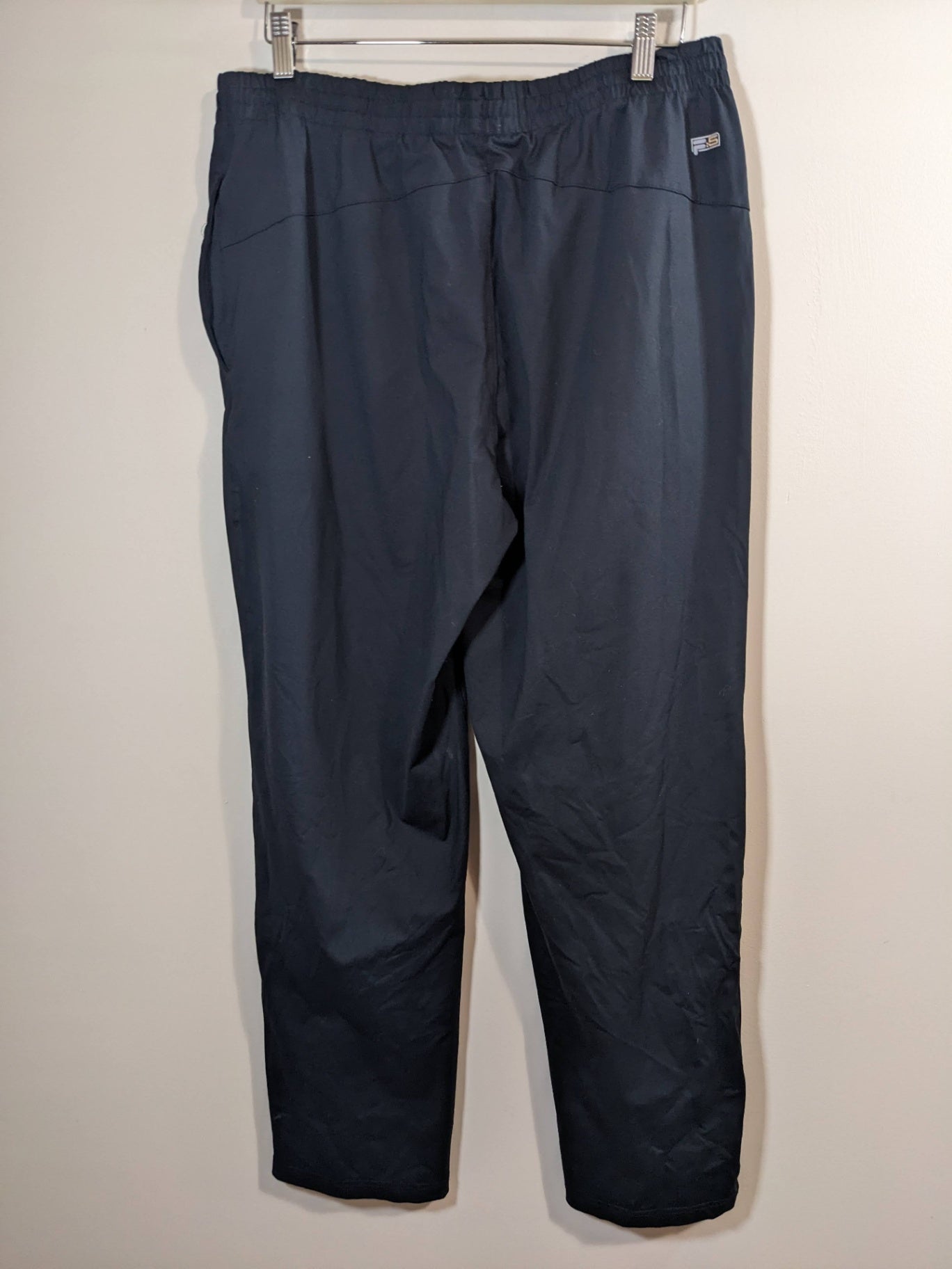 Fila track pants - XL (Minor Flaw)