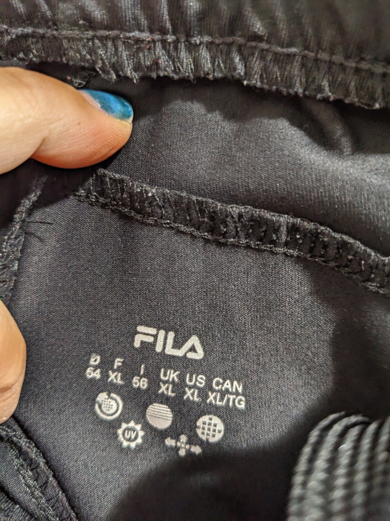 Fila track pants - XL (Minor Flaw)