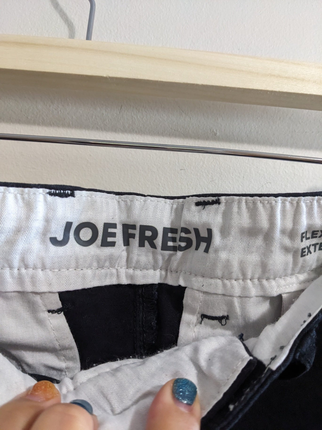 Joe Fresh flex casual shorts - SZ 33