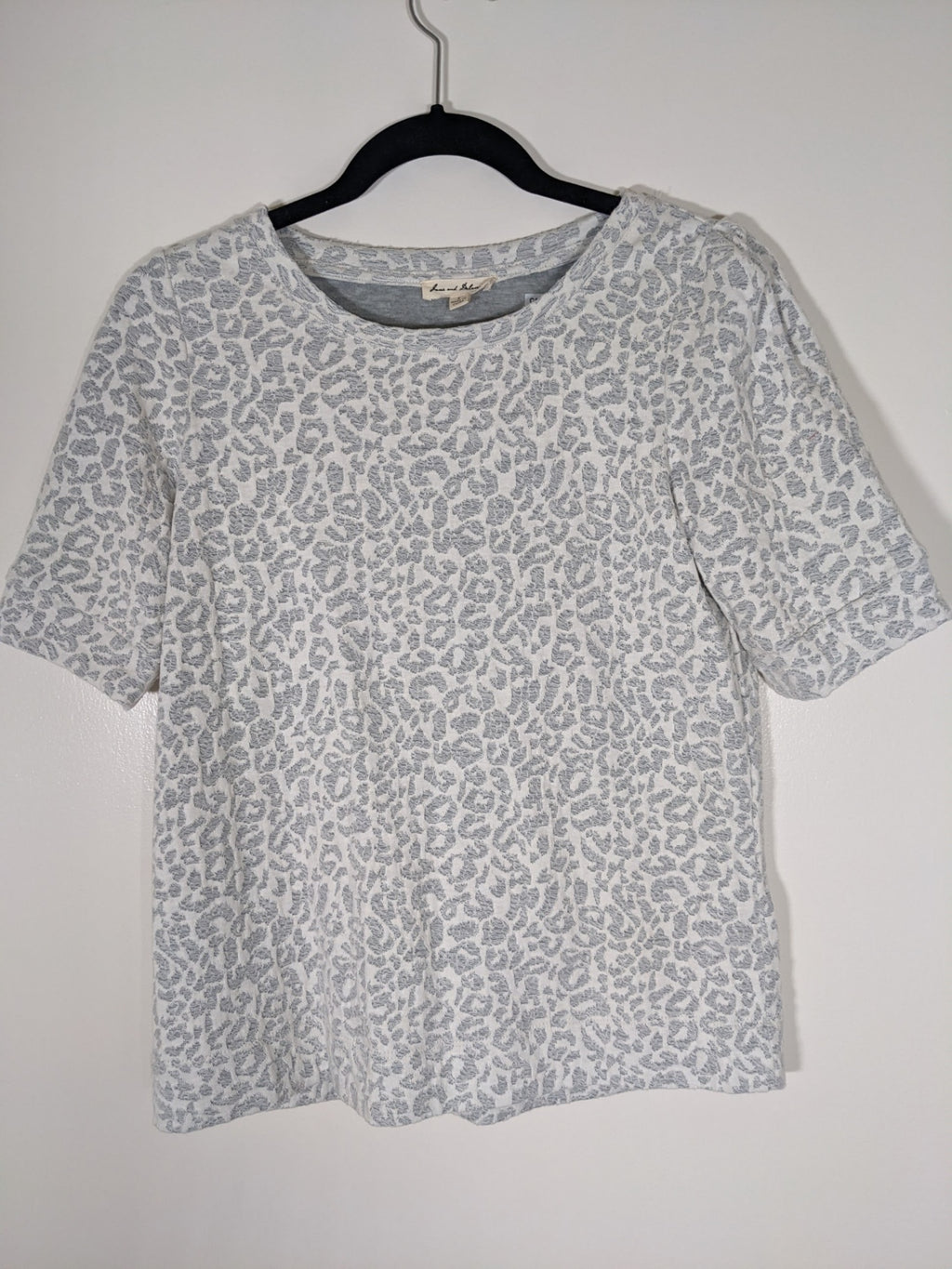 Jane and Delancey leopard print shirt - Small