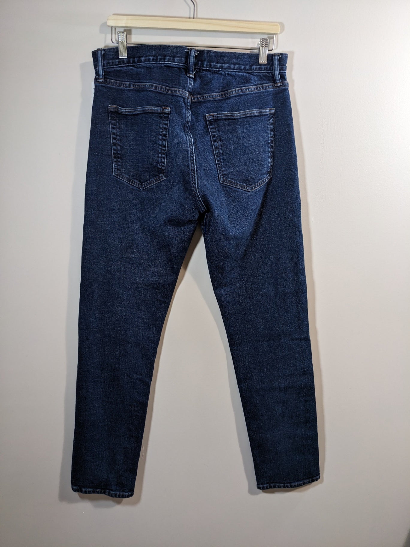 Gap athletic fit Men's jeans - 31x32