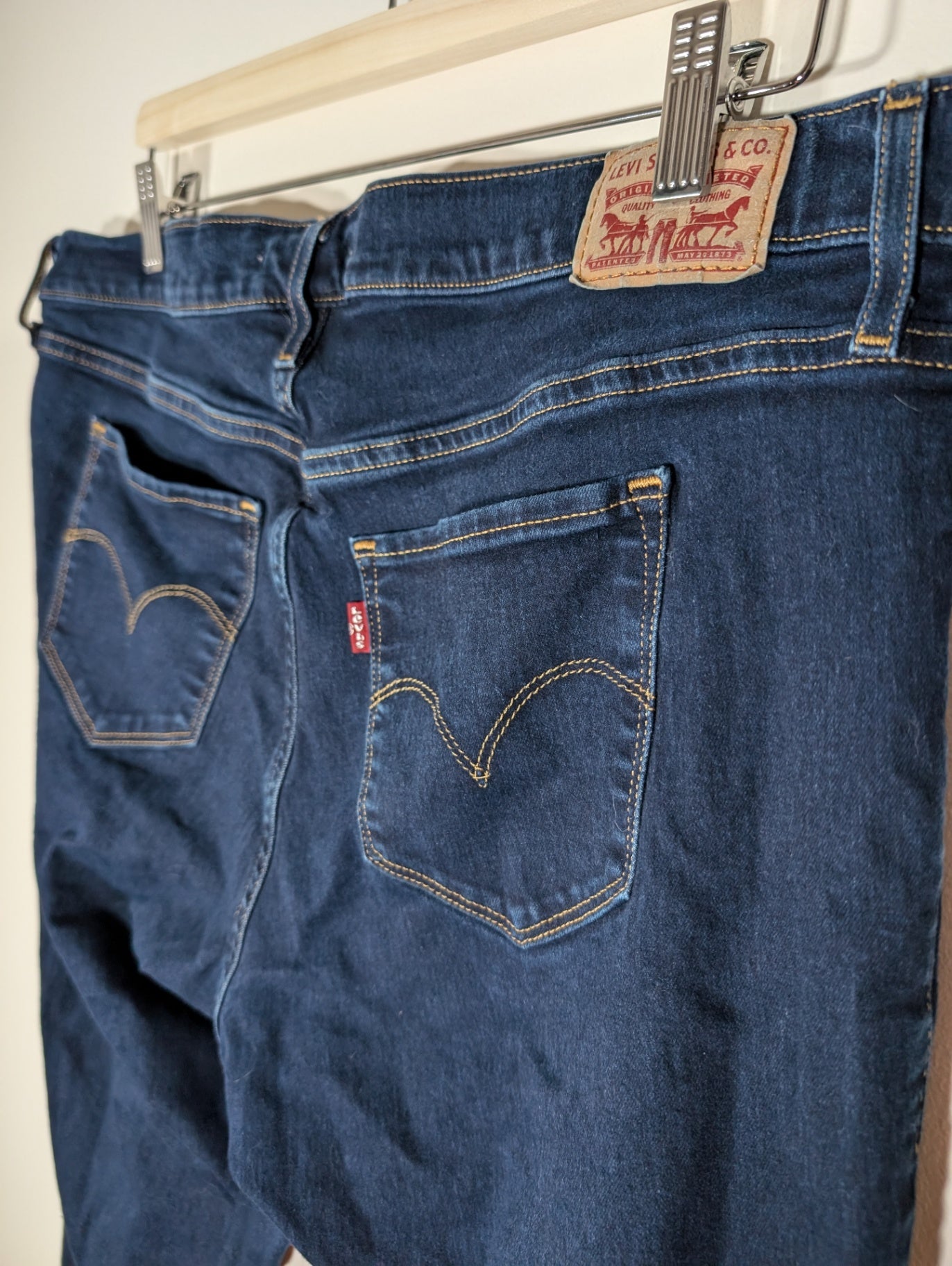 Levi's 311 shaping skinny - SZ 14W