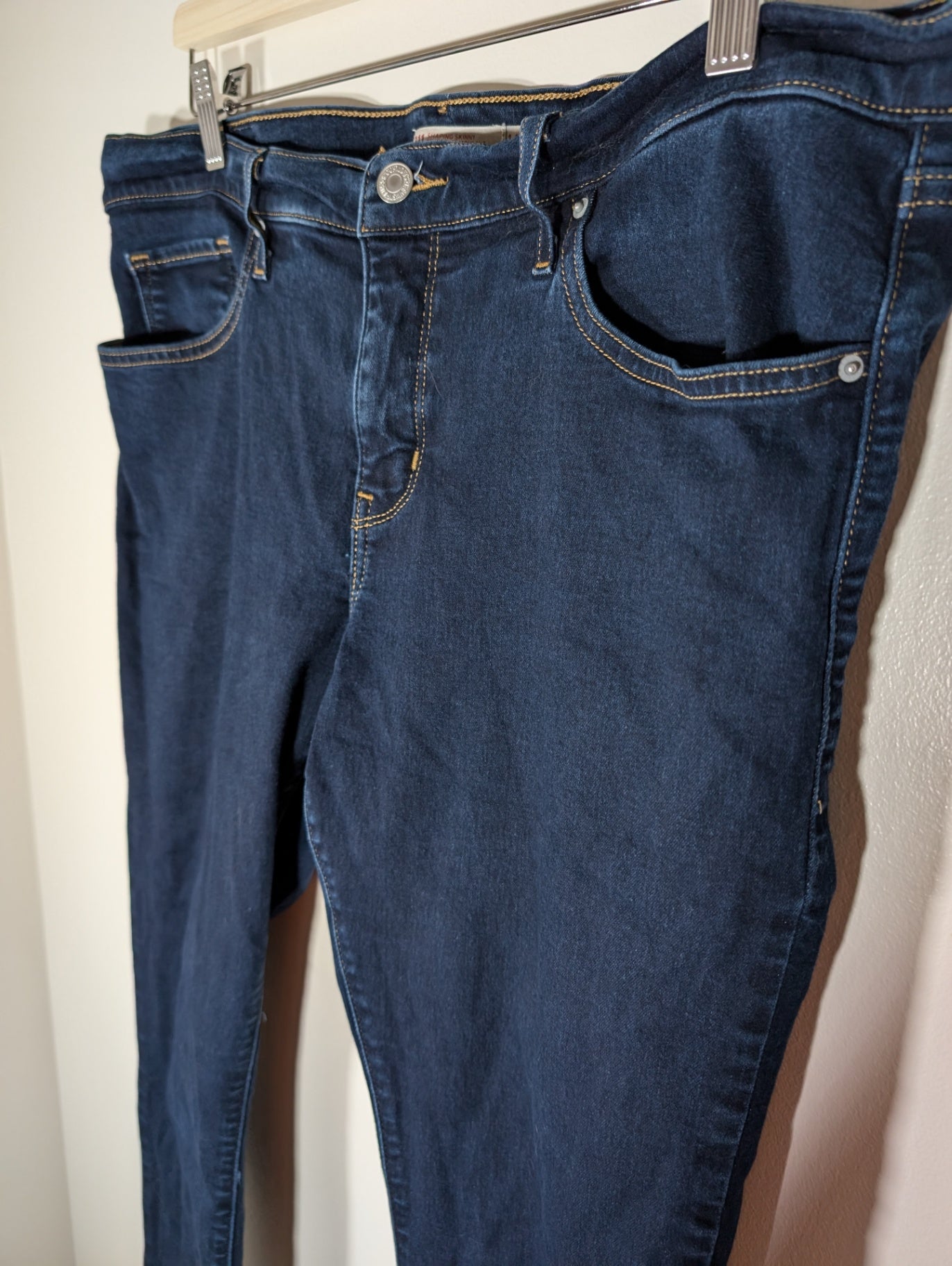Levi's 311 shaping skinny - SZ 14W