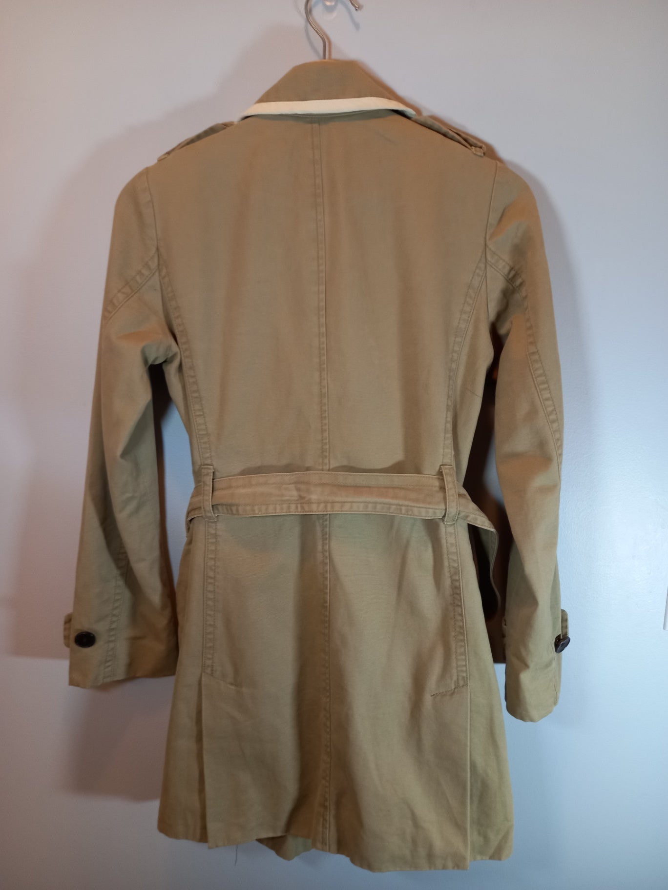 Gap tan trench coat - X-Small (Minor Flaw)