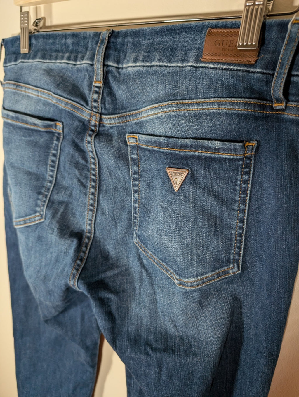 Guess power curvy mid - SZ 32