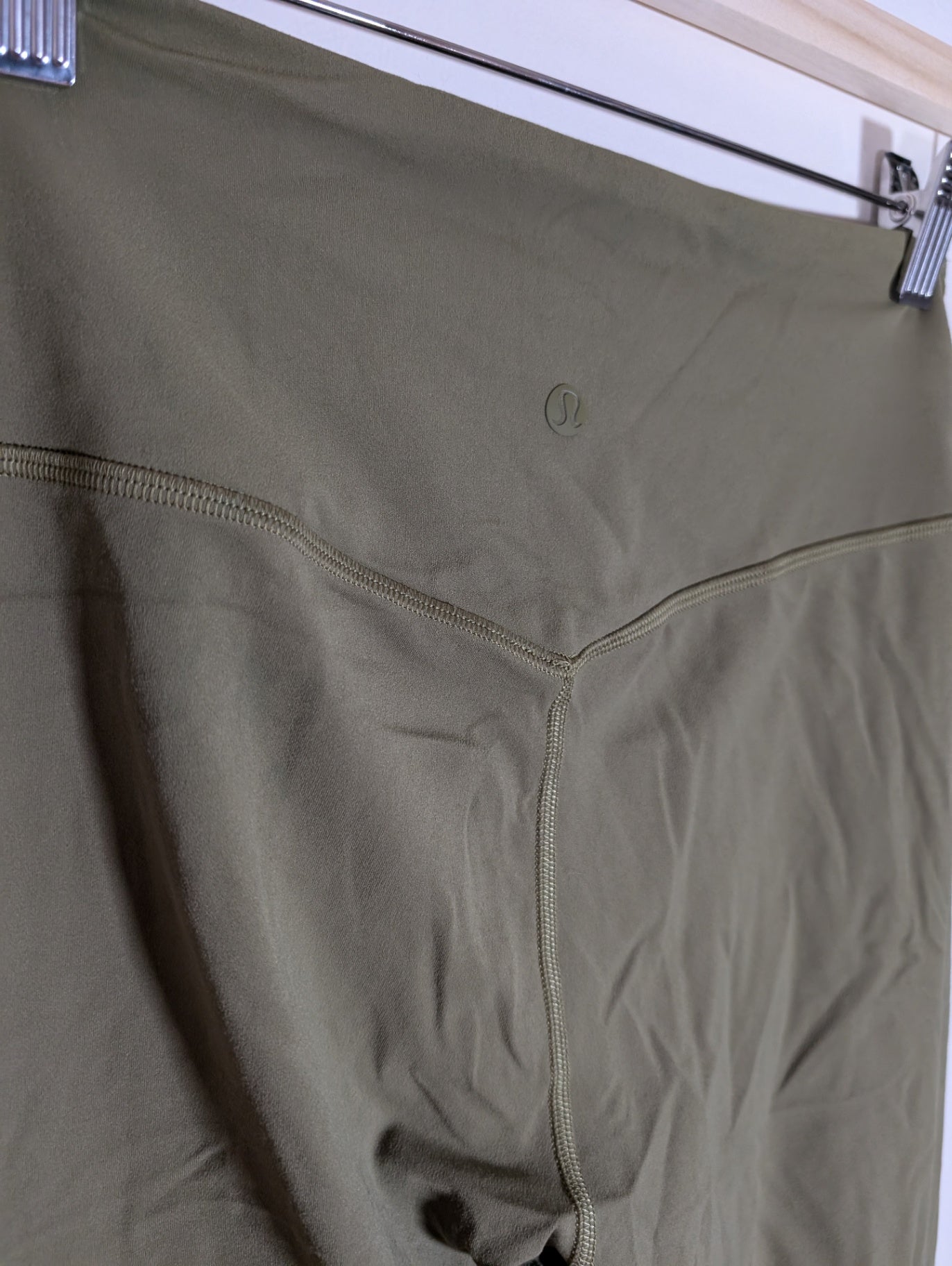 Lululemon Nulu and Crisscross Mesh Stirrup Tight - SZ 8