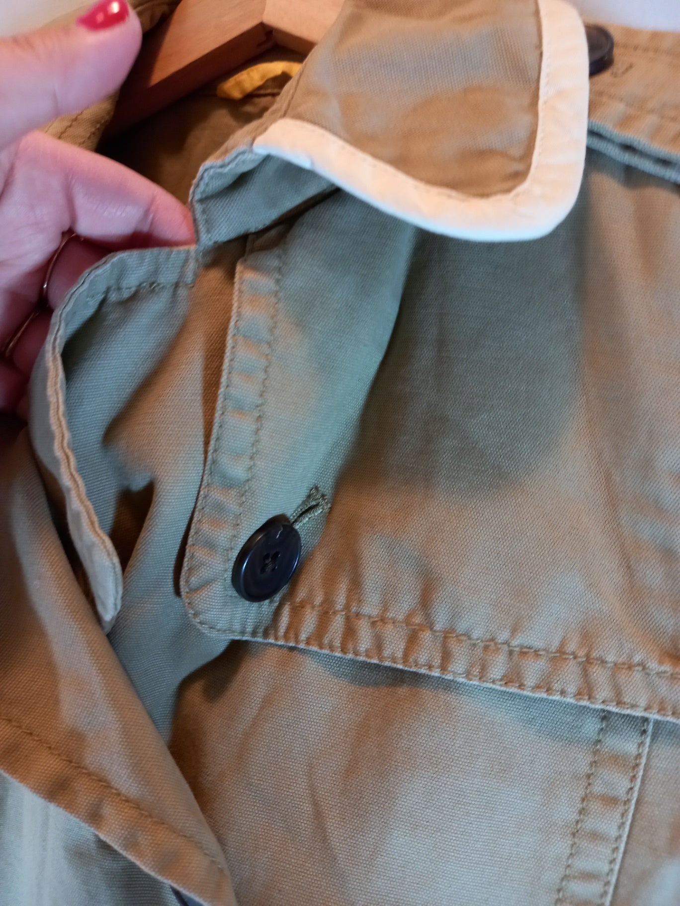 Gap tan trench coat - X-Small (Minor Flaw)