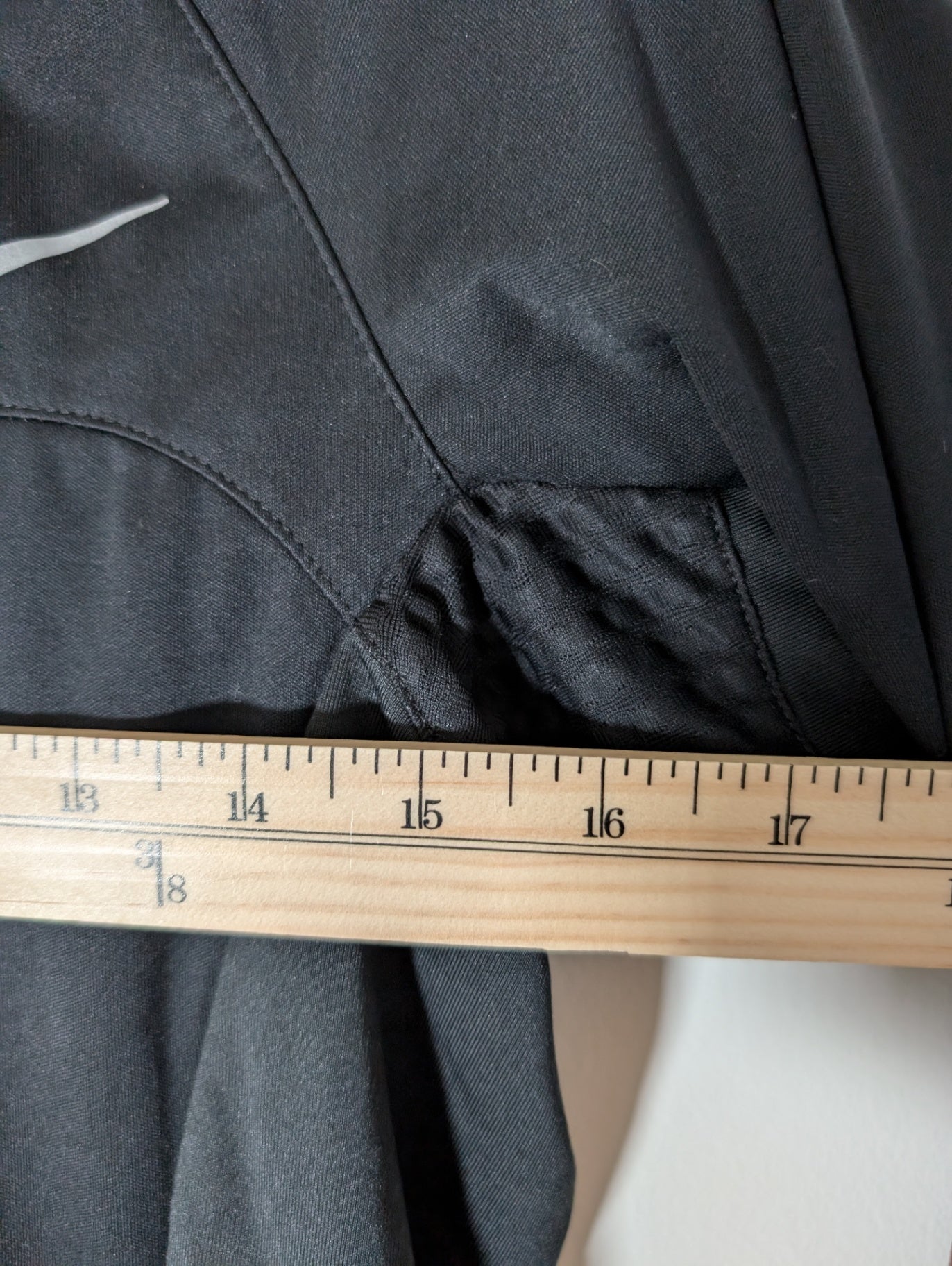 Nike shield zippered jacket - Small (Minor Flaw)