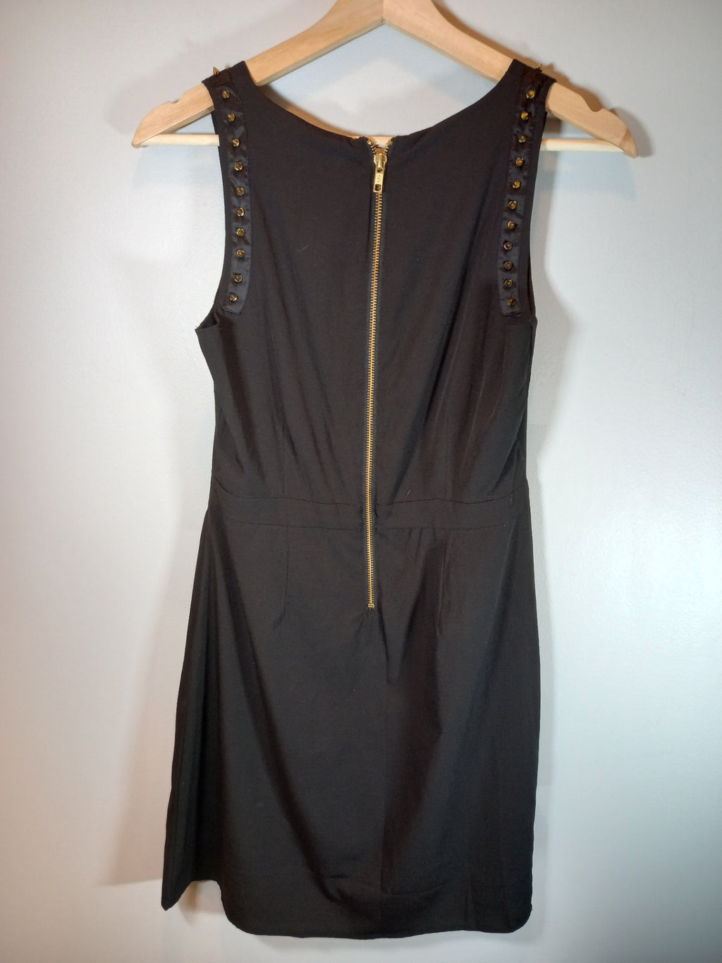 Vero Moda black sleeveless dress - XS (Minor Flaw)