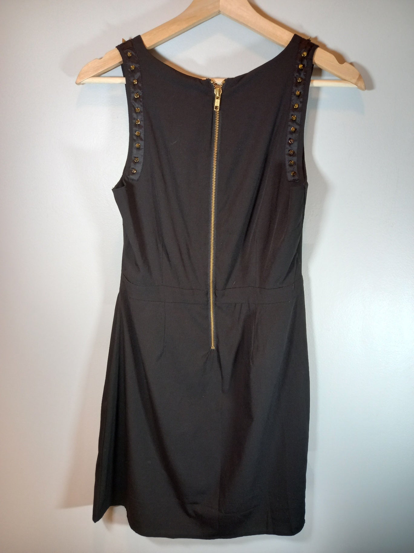 Vero Moda black sleeveless dress - XS (Minor Flaw)