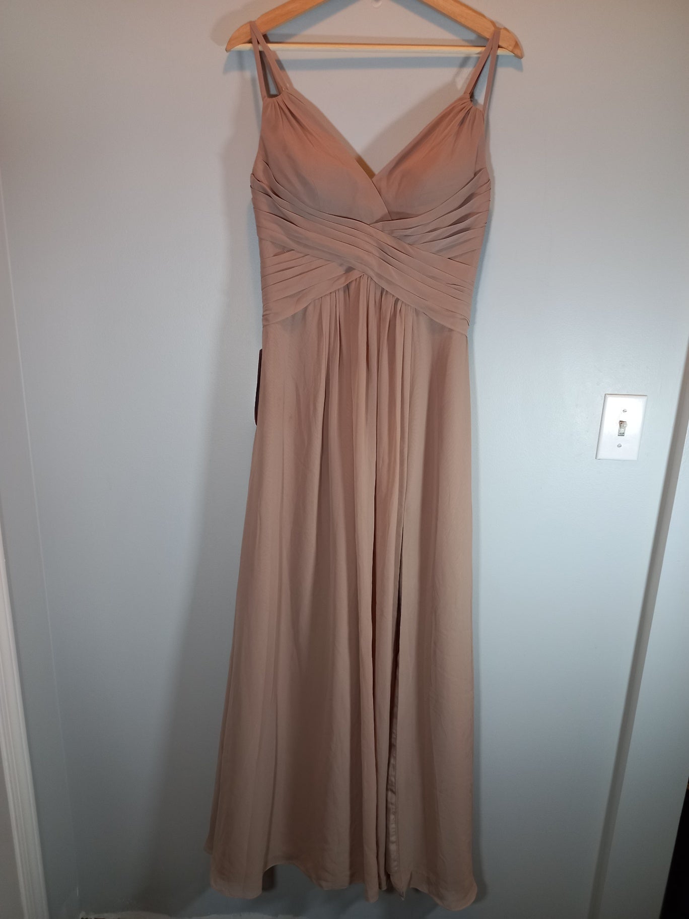 NWT Azazie a-line taupe chiffon formal dress- SZ 6