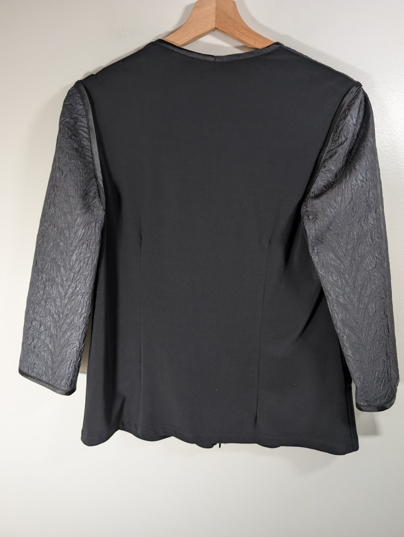 Joseph Ribkoff black jacket - SZ 14