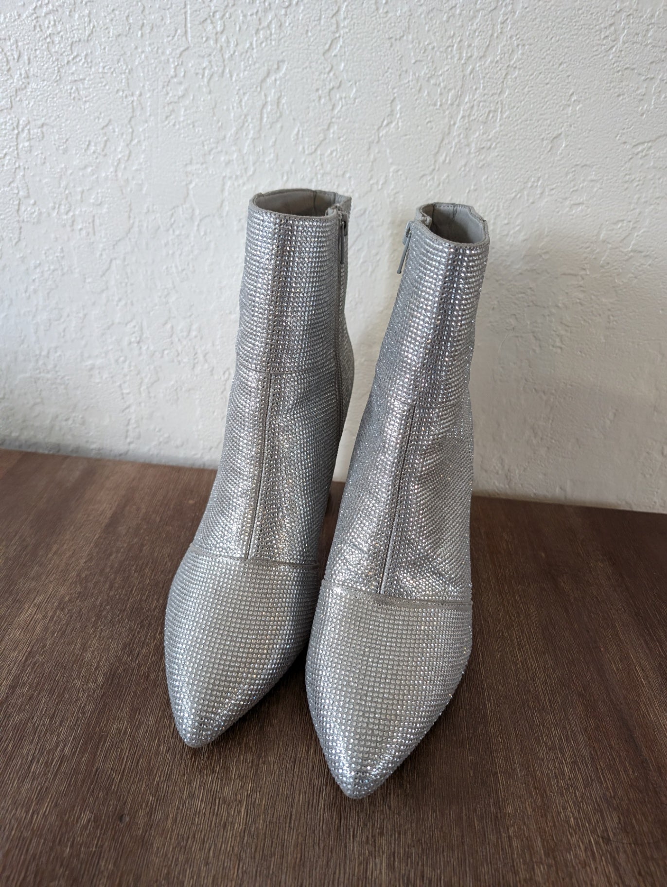 Steve Madden Noticed-R Ankle Boot - SZ 10