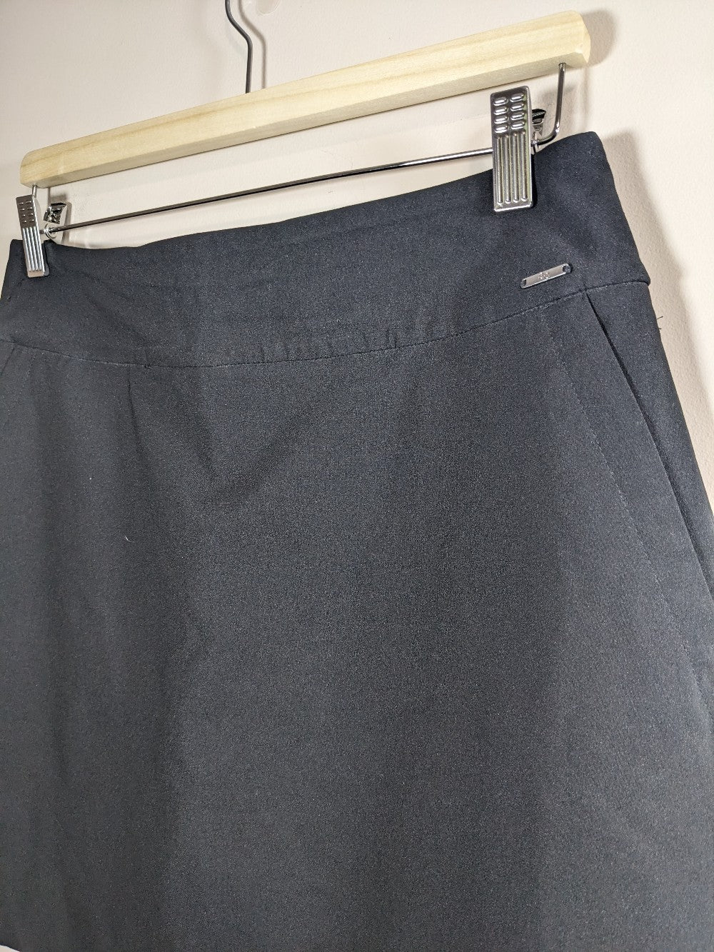 S.C. & Co Black Skort - Sz 6