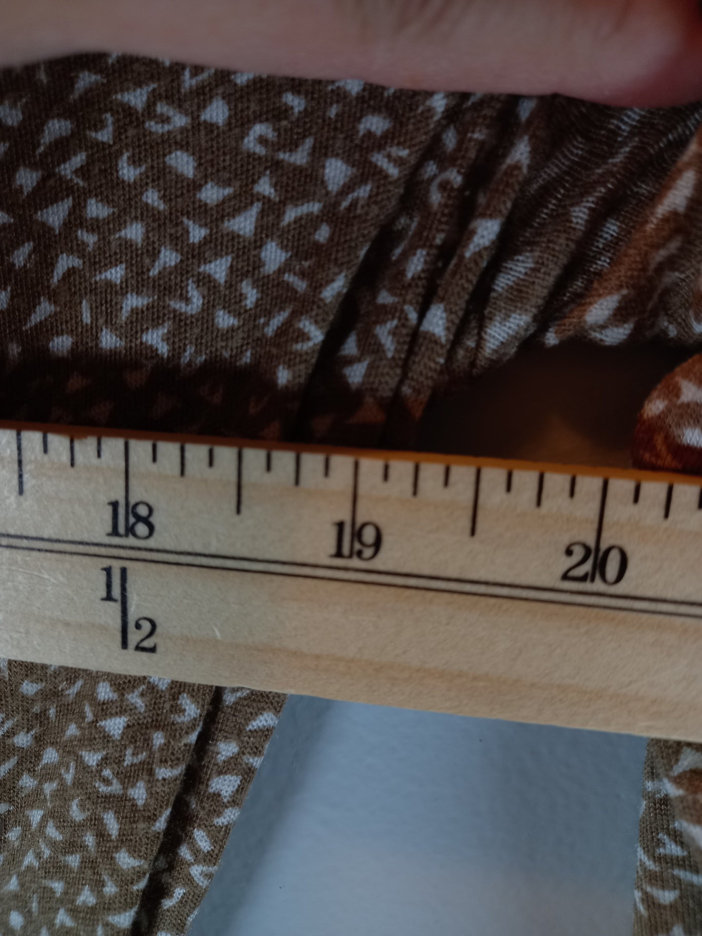 Banana Republic Tan & White Long Sleeve Sz S