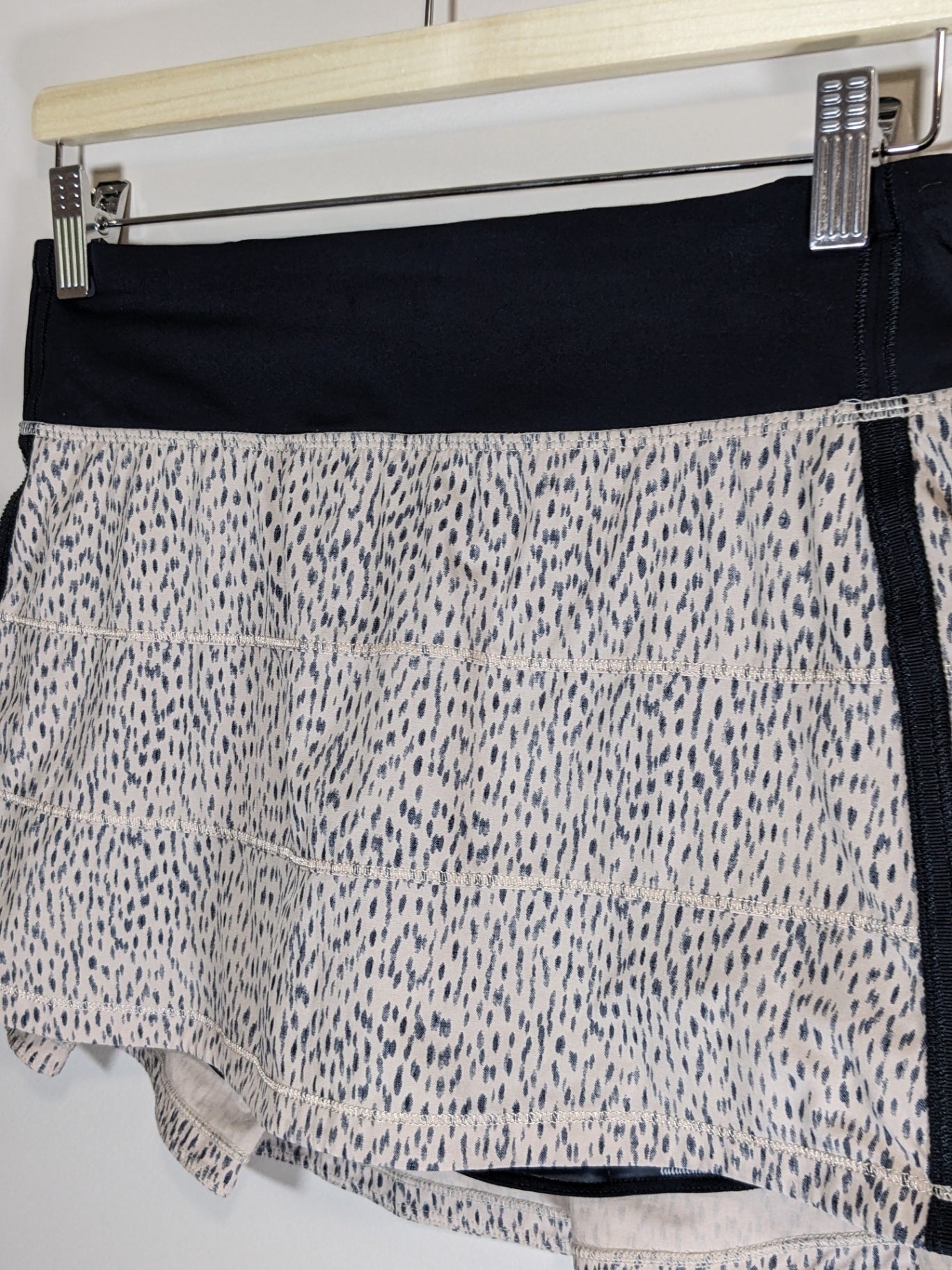 Lululemon Pace Rival Leopard Skirt - Sz 6