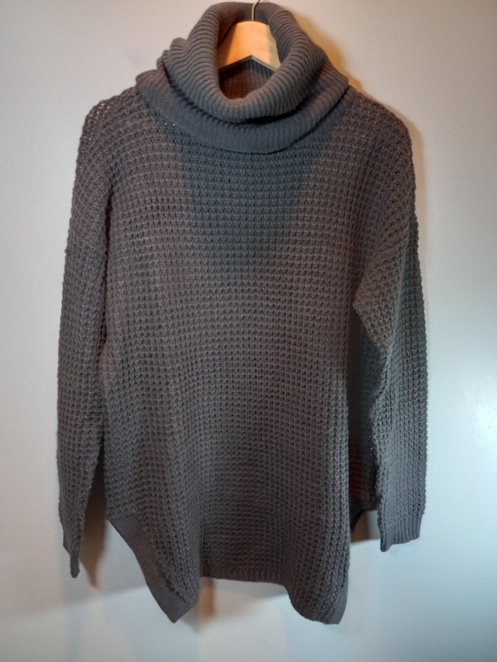 Vero Moda Black Long Turtleneck Sz S