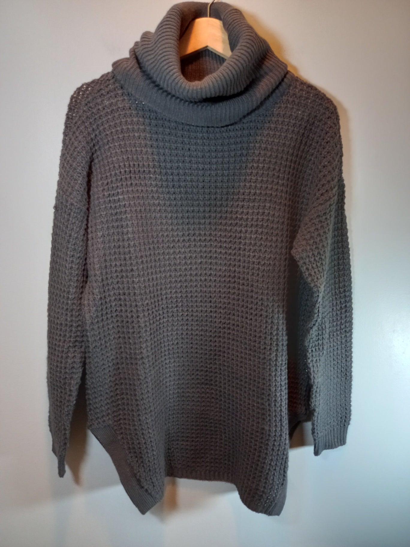 Vero Moda Black Long Turtleneck Sz S
