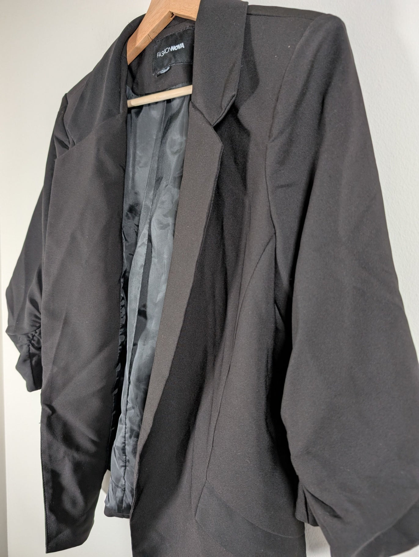 Fashion Nova blazer - Medium