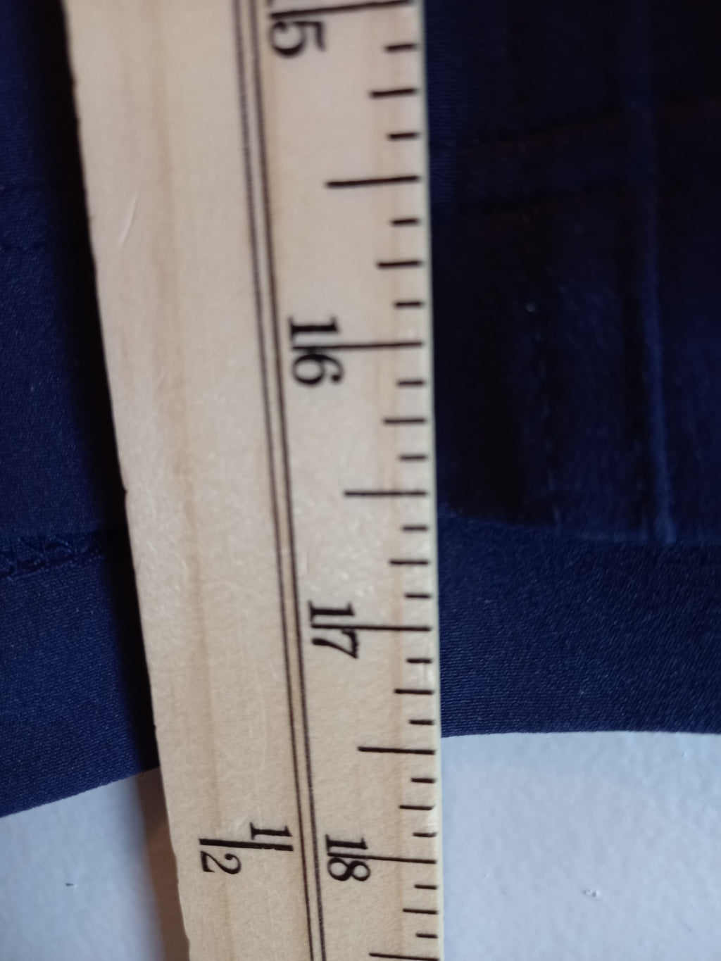 32 Degree  Navy Shorts - Medium