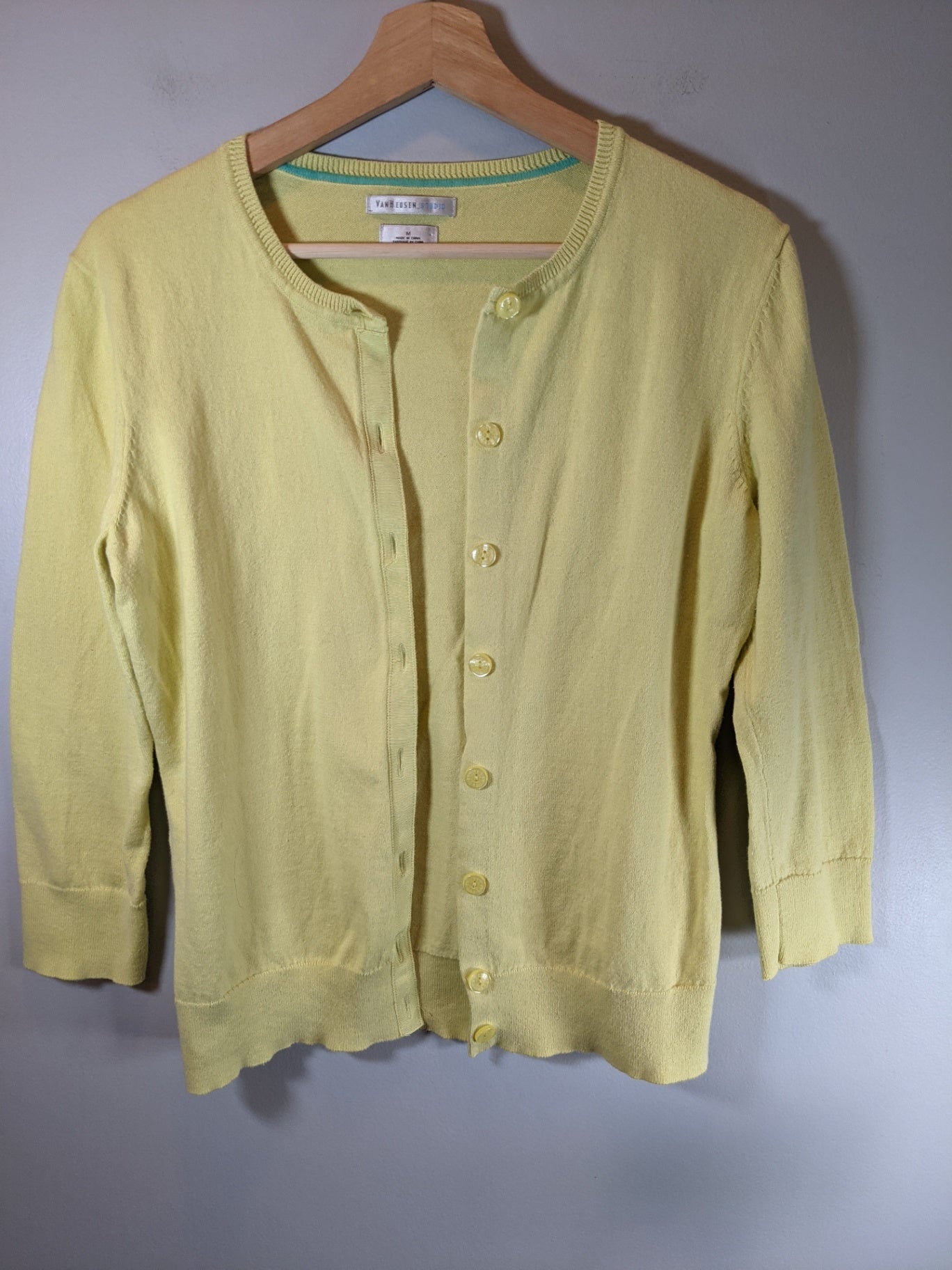 Van Heusen Studio Pear Cardigan - Medium
