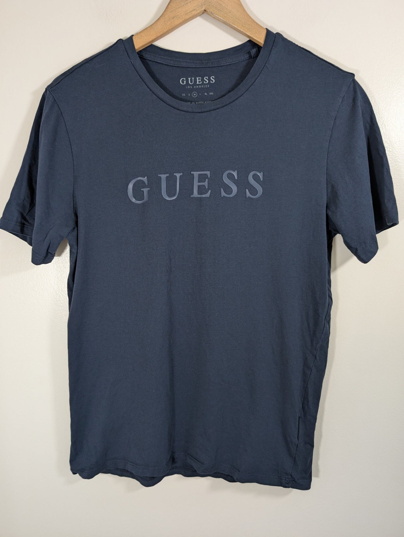 Guess tee - Medium