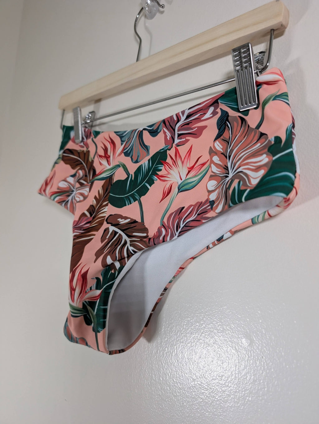 NWT Zaful Bikini Bottoms - SZ 4
