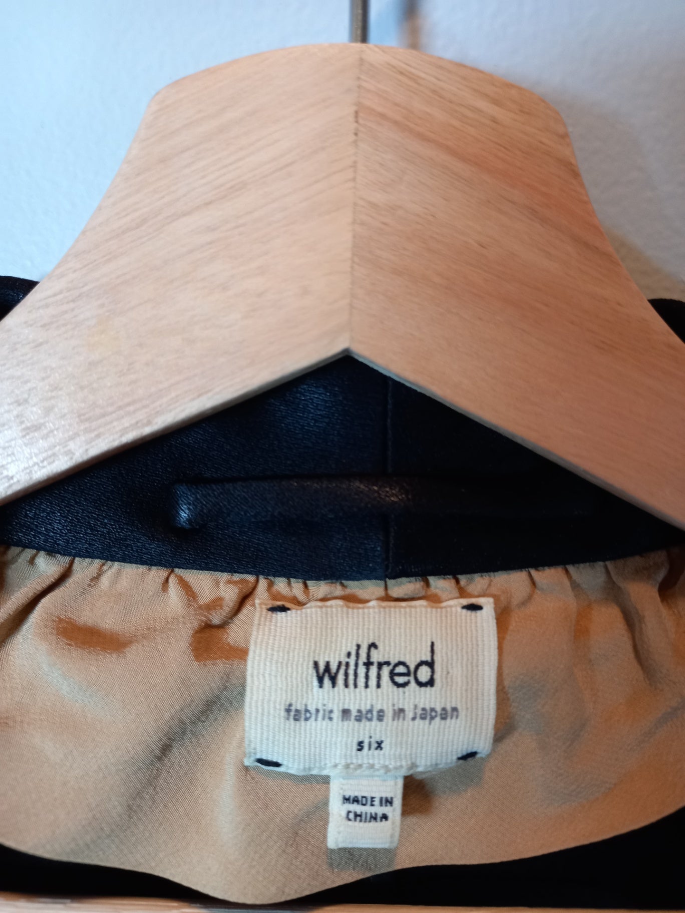 Wilfred Black Blazer Sz 6