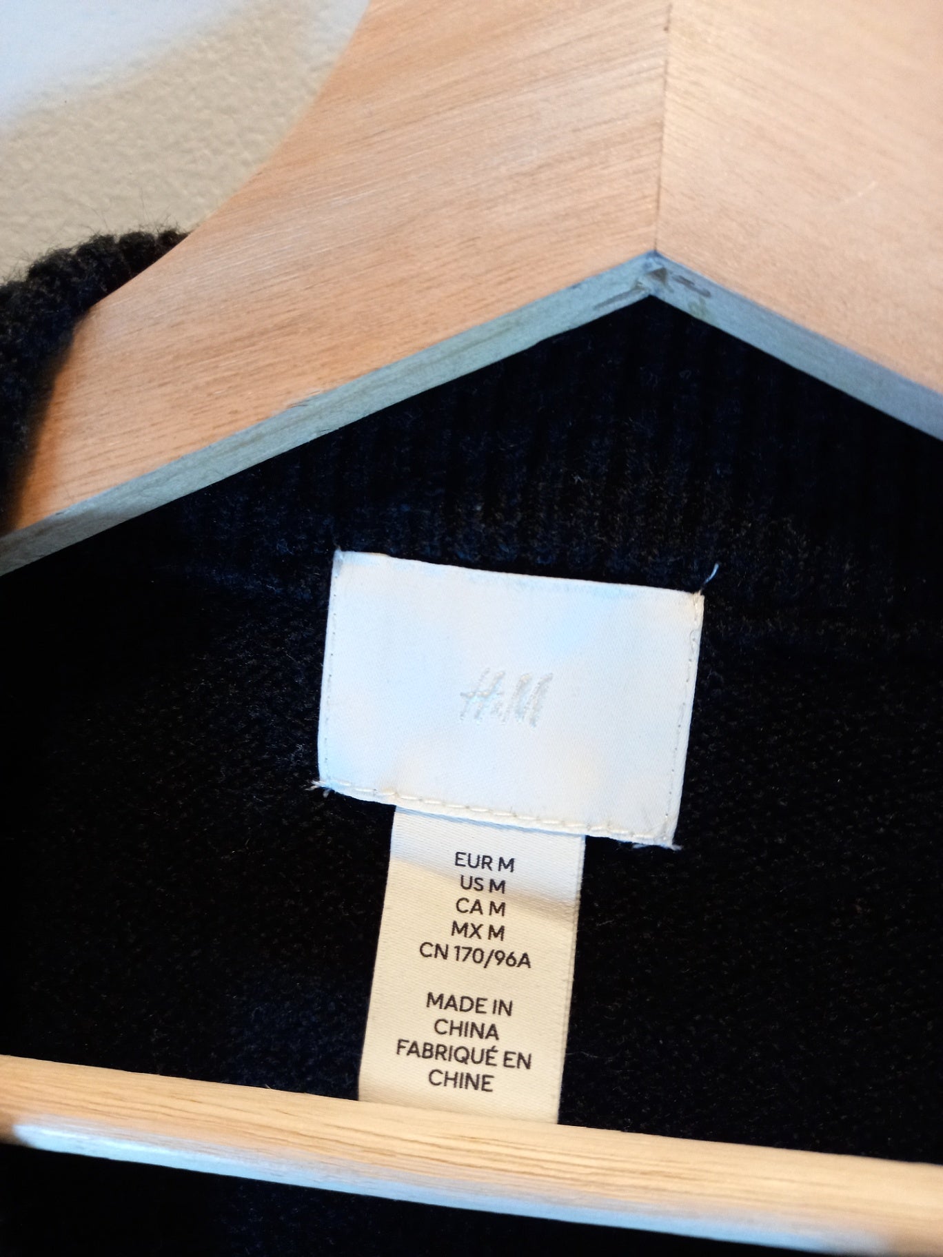 H&M Black Mock Neck Sweater Sz M