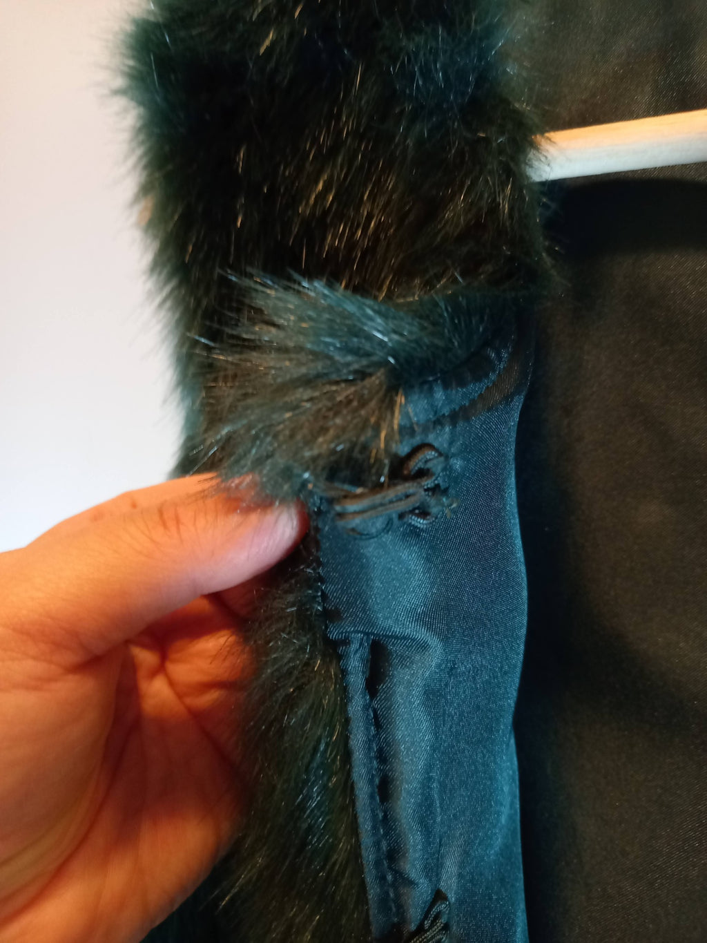 Top Shop Green Faux Fur Vest Sz 4