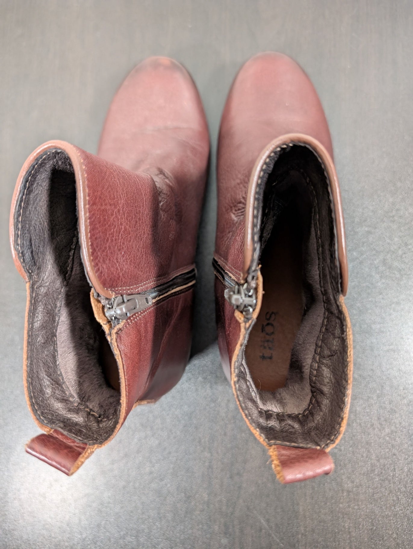 taos boots - SZ 38 (7-7.5)