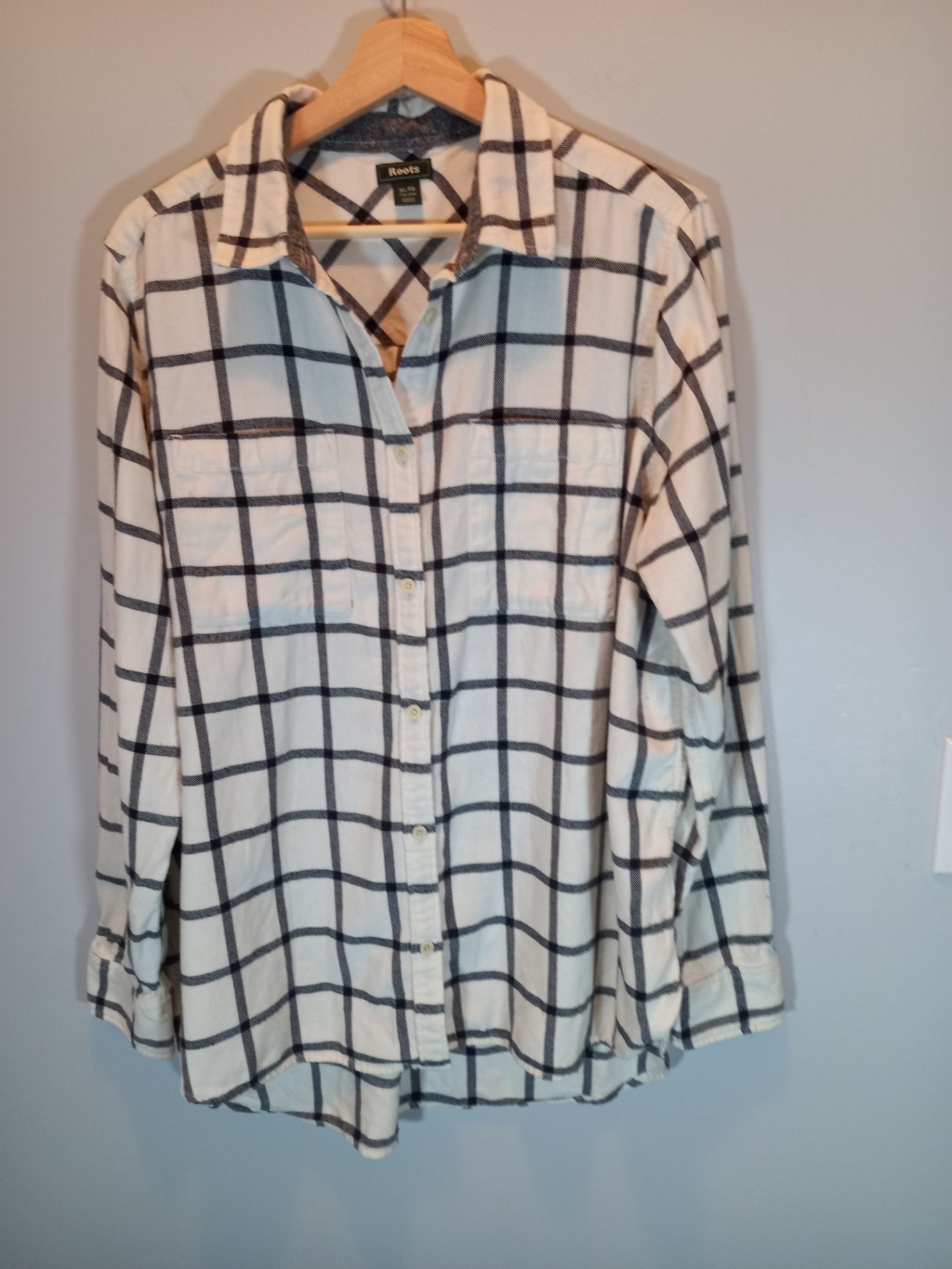 Roots White & Grey Plaid Flannel  Shirt Sz XL