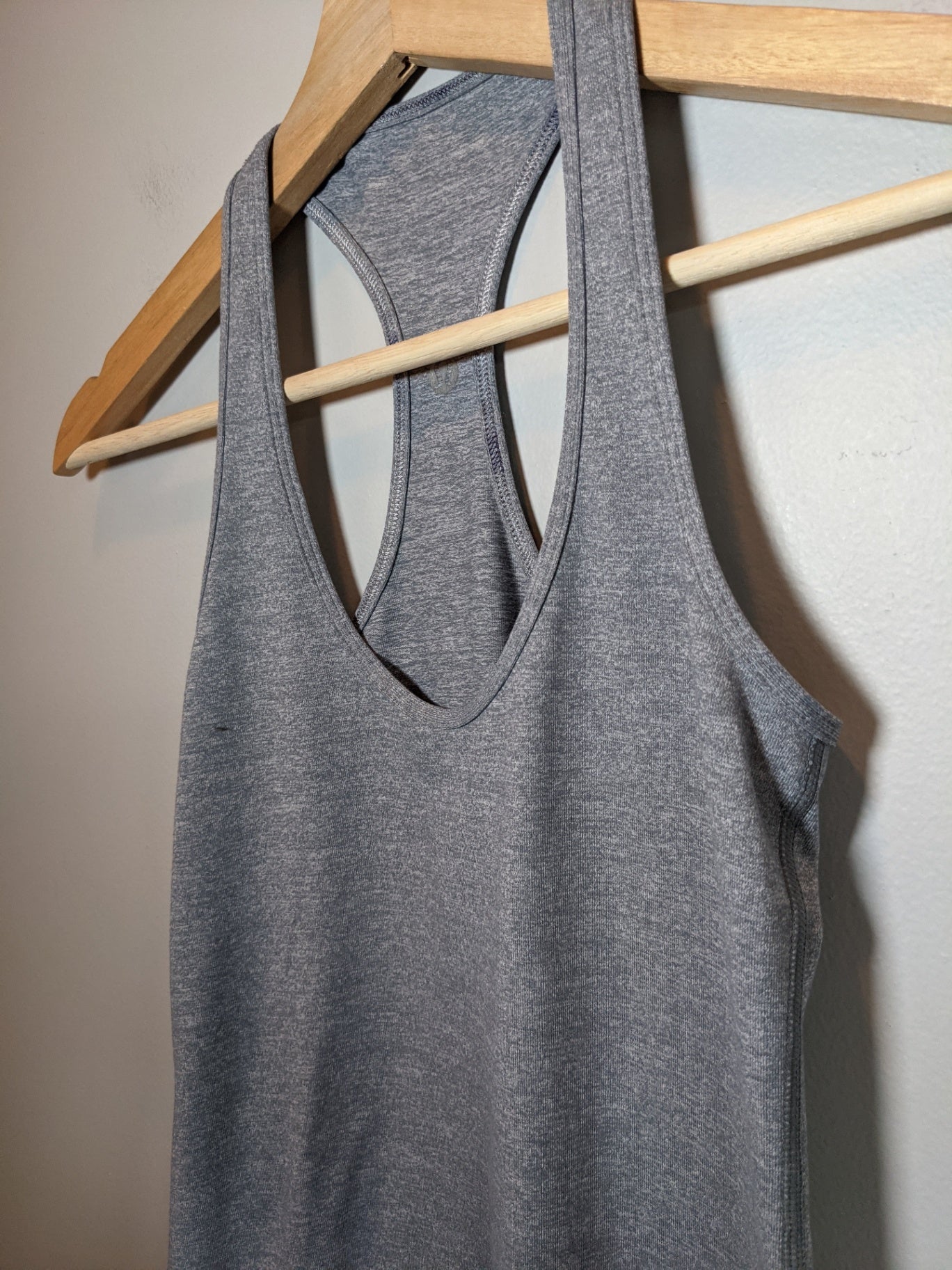 Lululemon Racerback Tank - appears sz 4/6