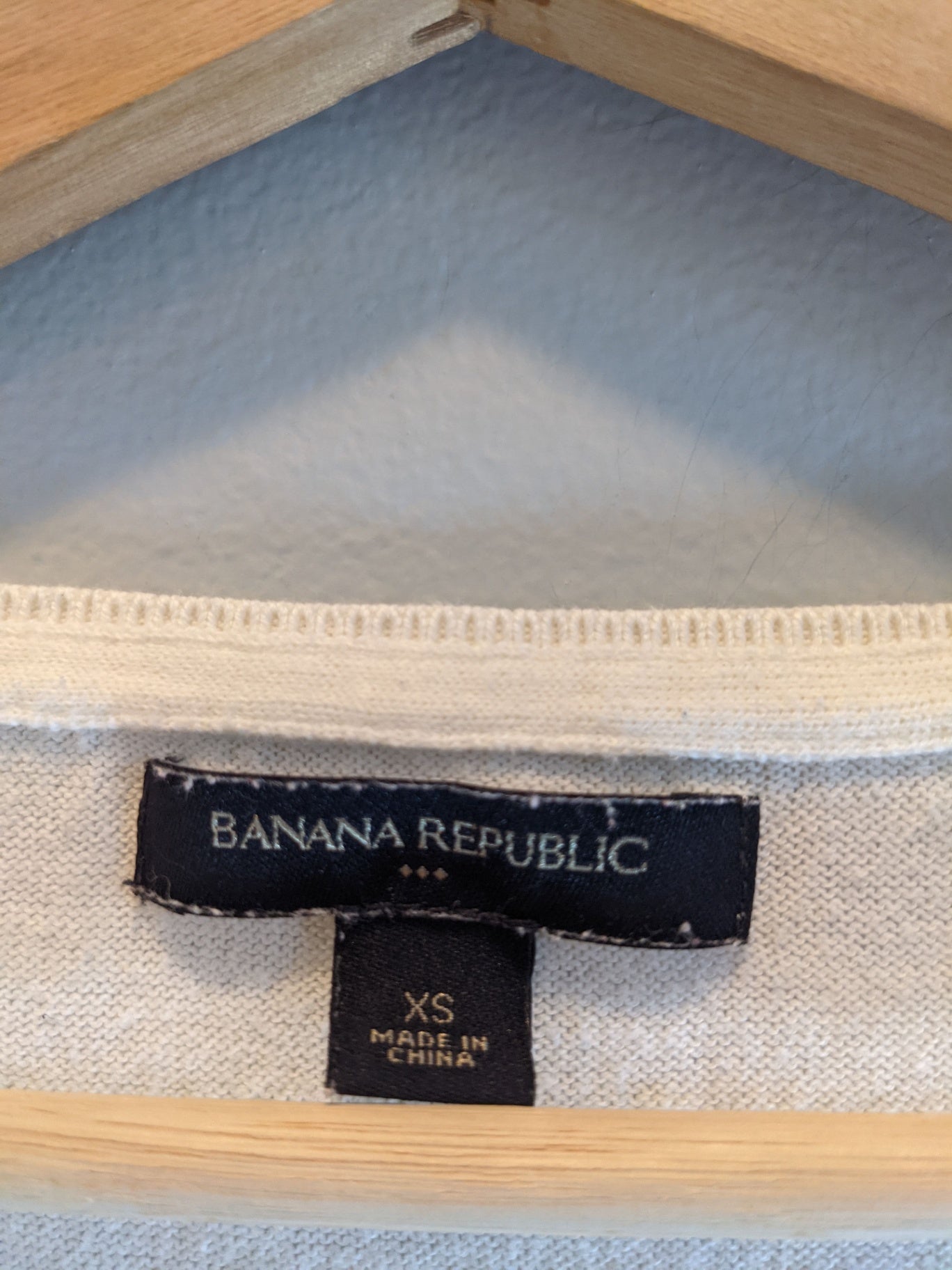 Banana Republic White Sweater - XS