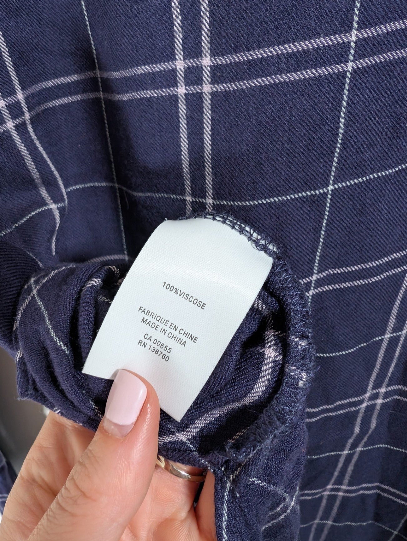 Reitmans blue plaid button up - Small